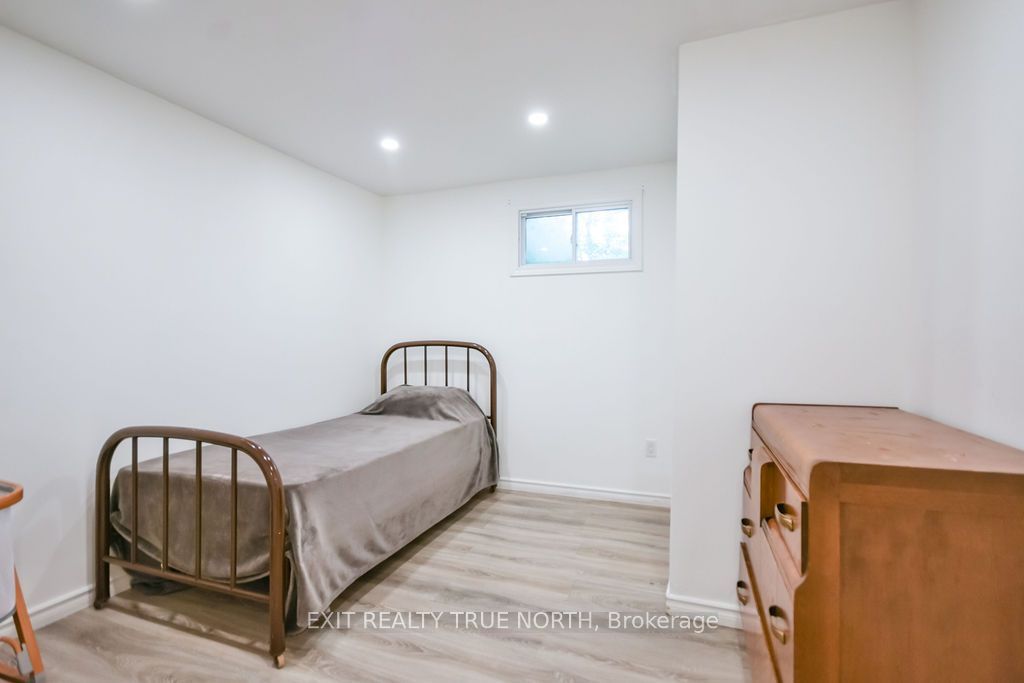 27 Nida Drive Property Photo 28