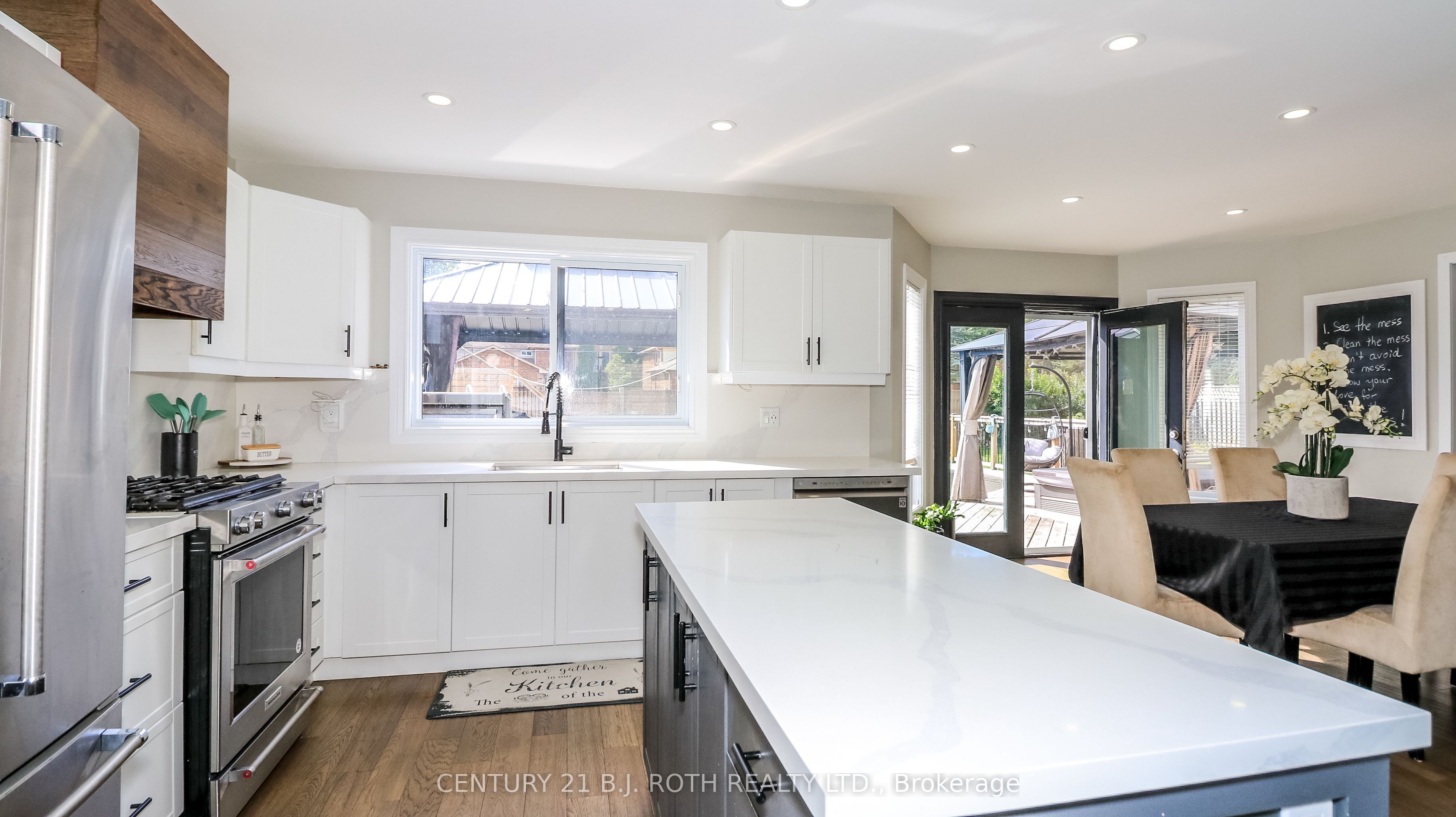 61 Barwick Drive W Property Photo 9