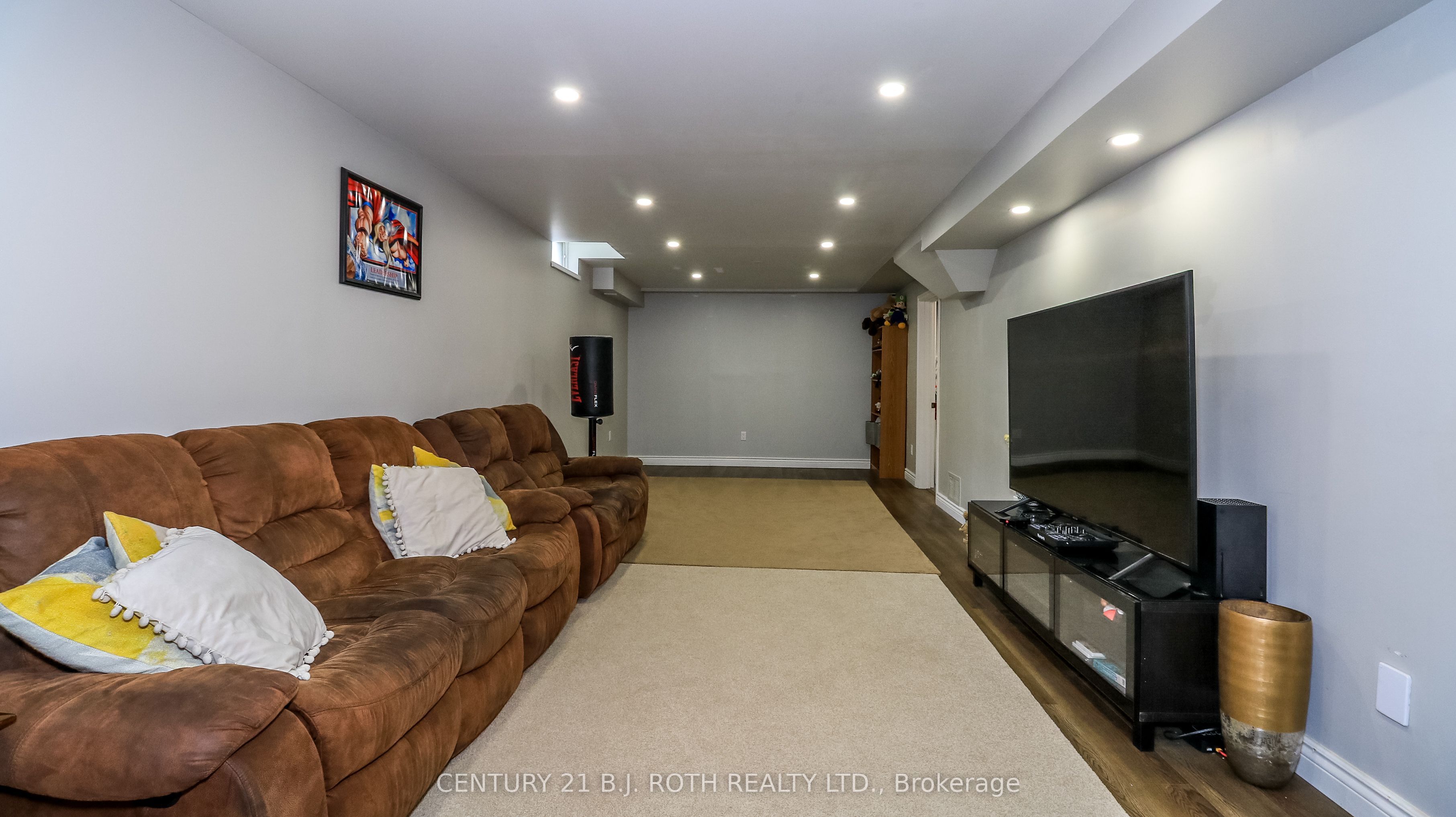 61 Barwick Drive W Property Photo 23