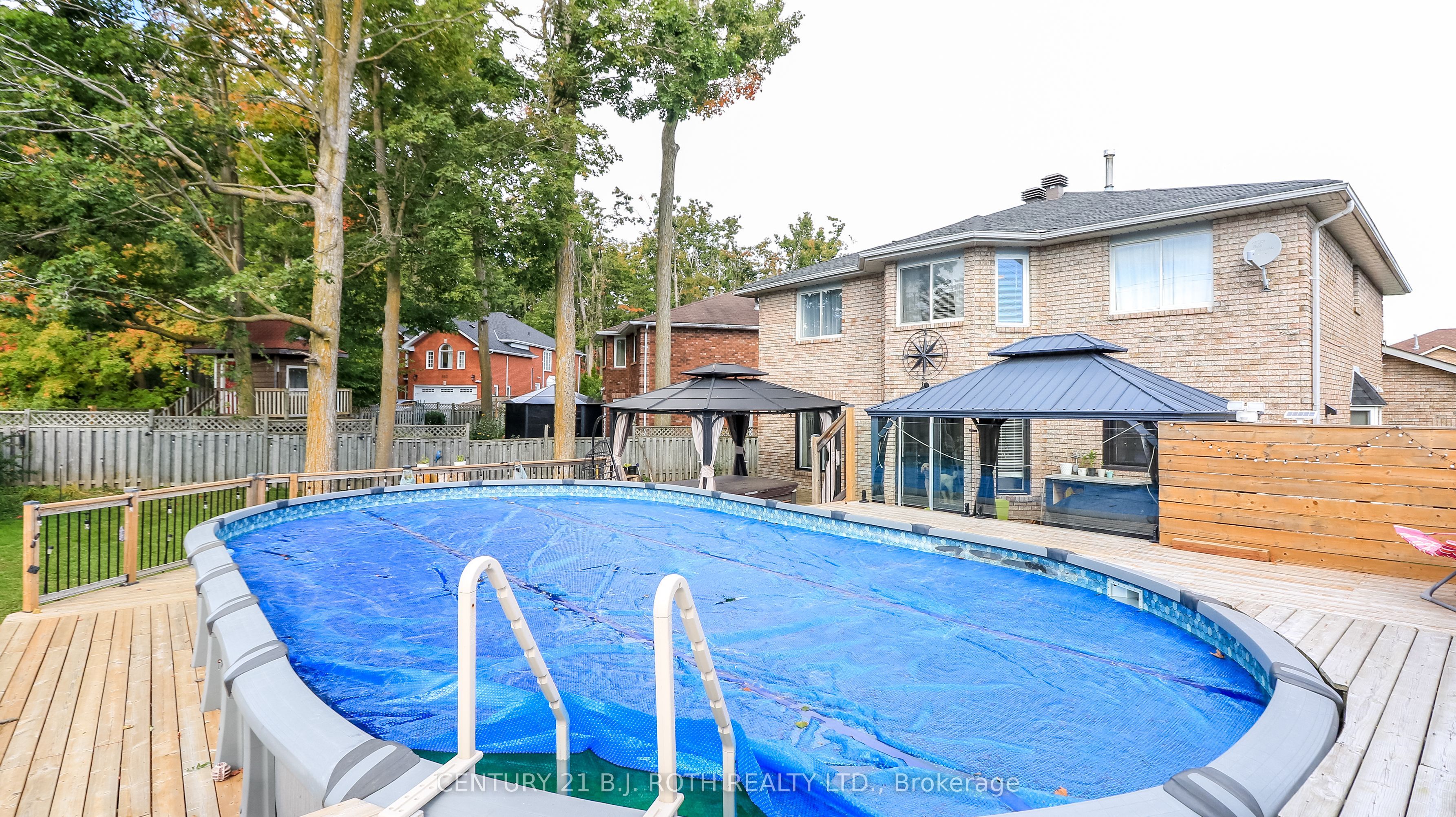 61 Barwick Drive W Property Photo 28