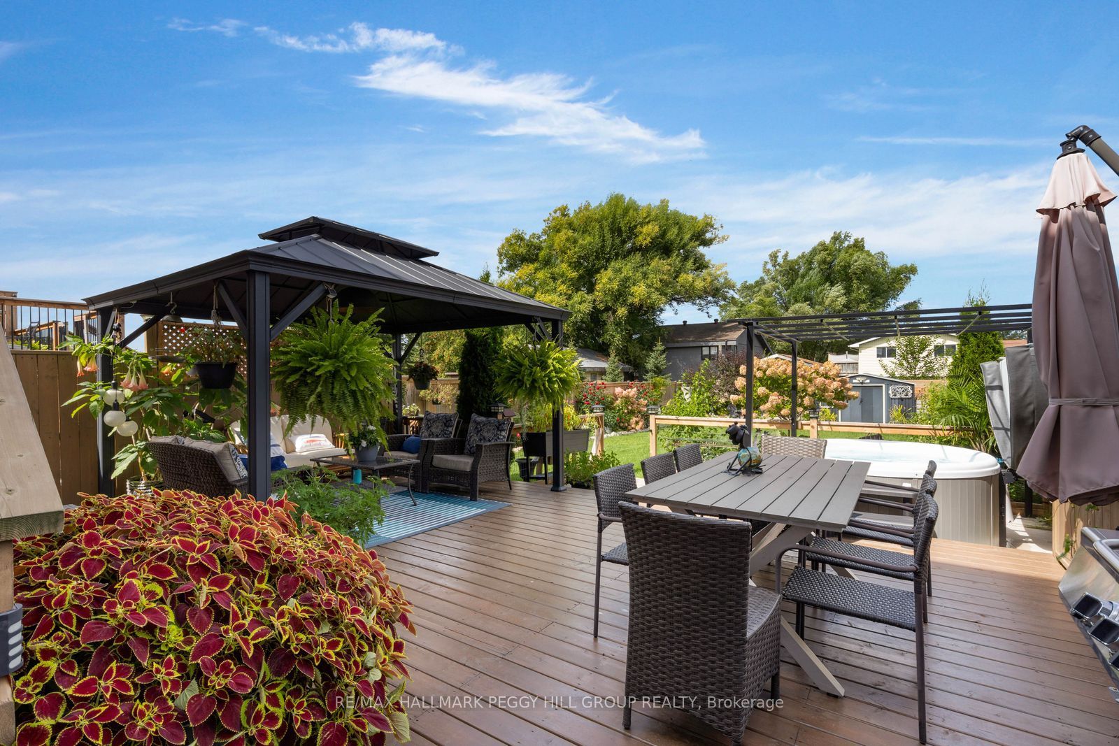 271 Quebec Street Property Photo 12