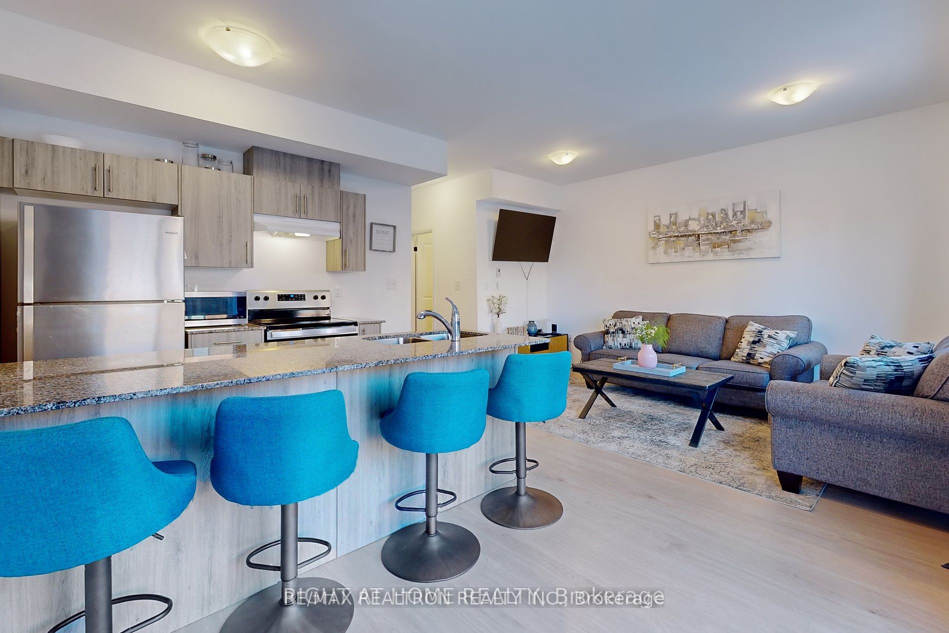 98 Fairlane Avenue Property Photo 10