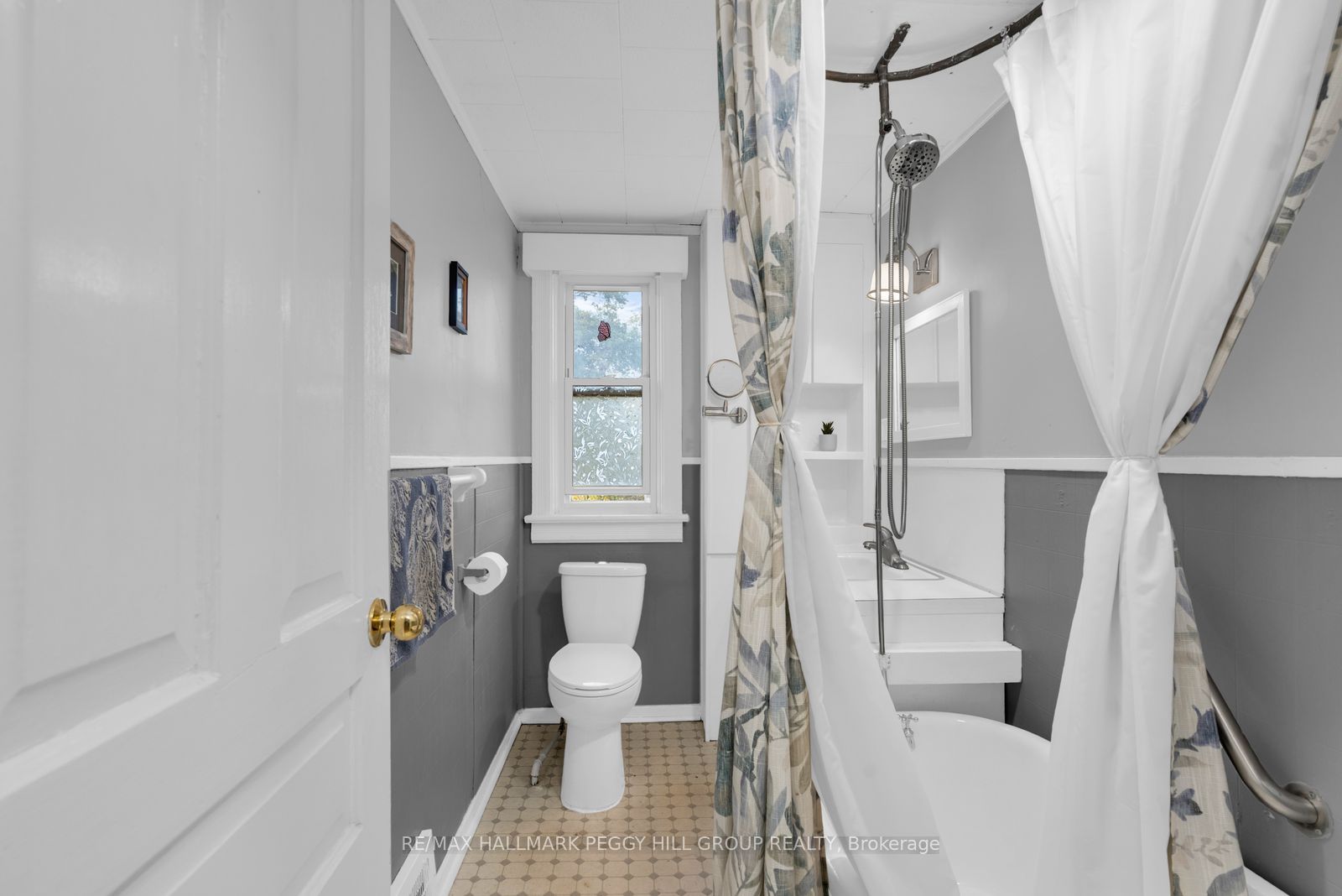 48 Brock Street Property Photo 8