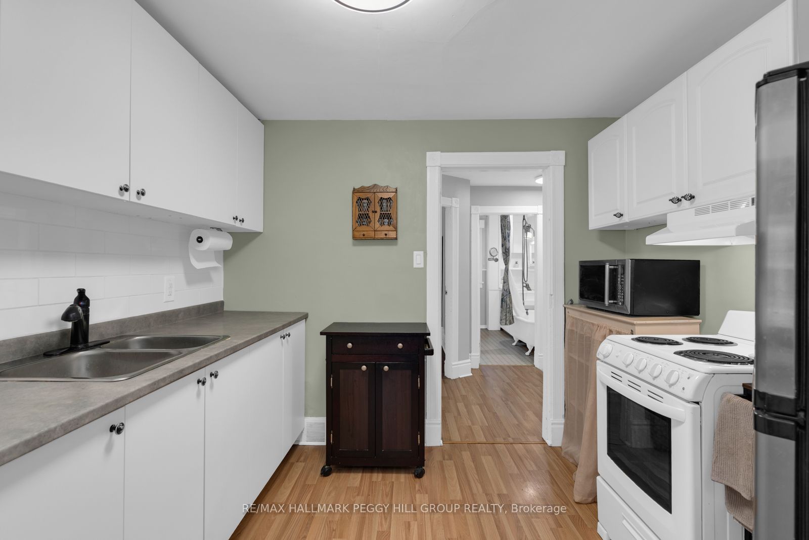 48 Brock Street Property Photo 12