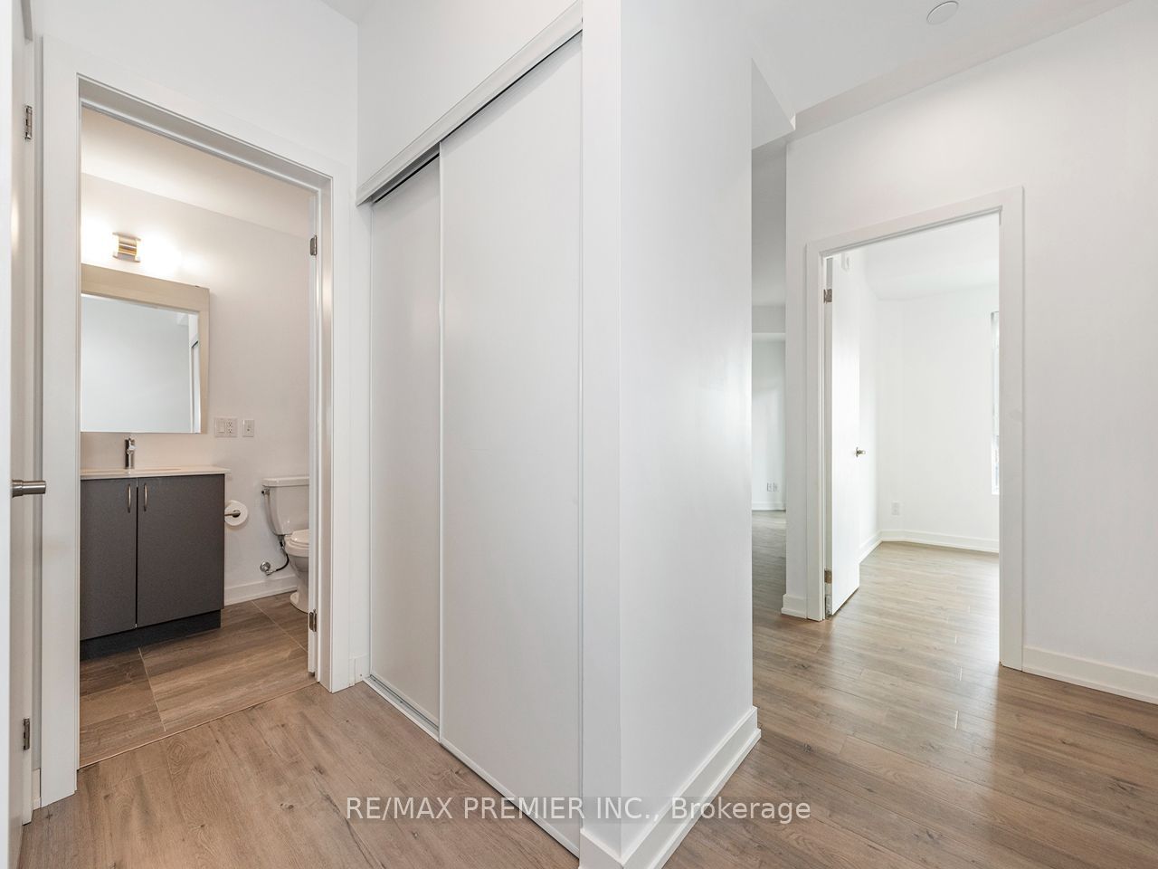 56 Lakeside Terrace 408 Property Photo 6