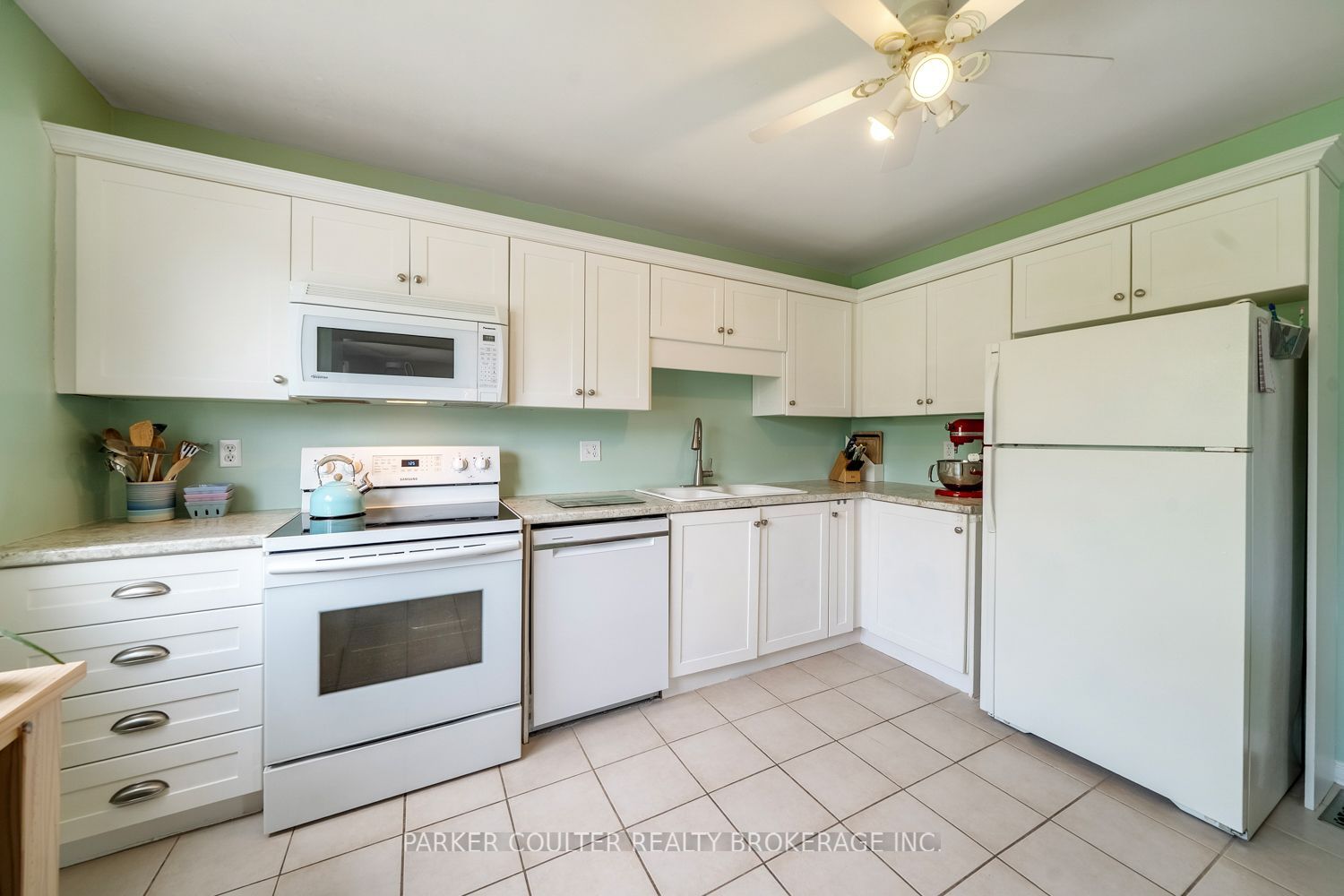 24 Hopkins Road Property Photo 12