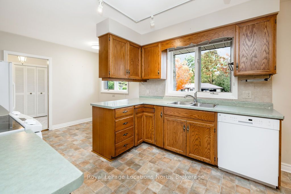 9 Vine Crescent Property Photo 6