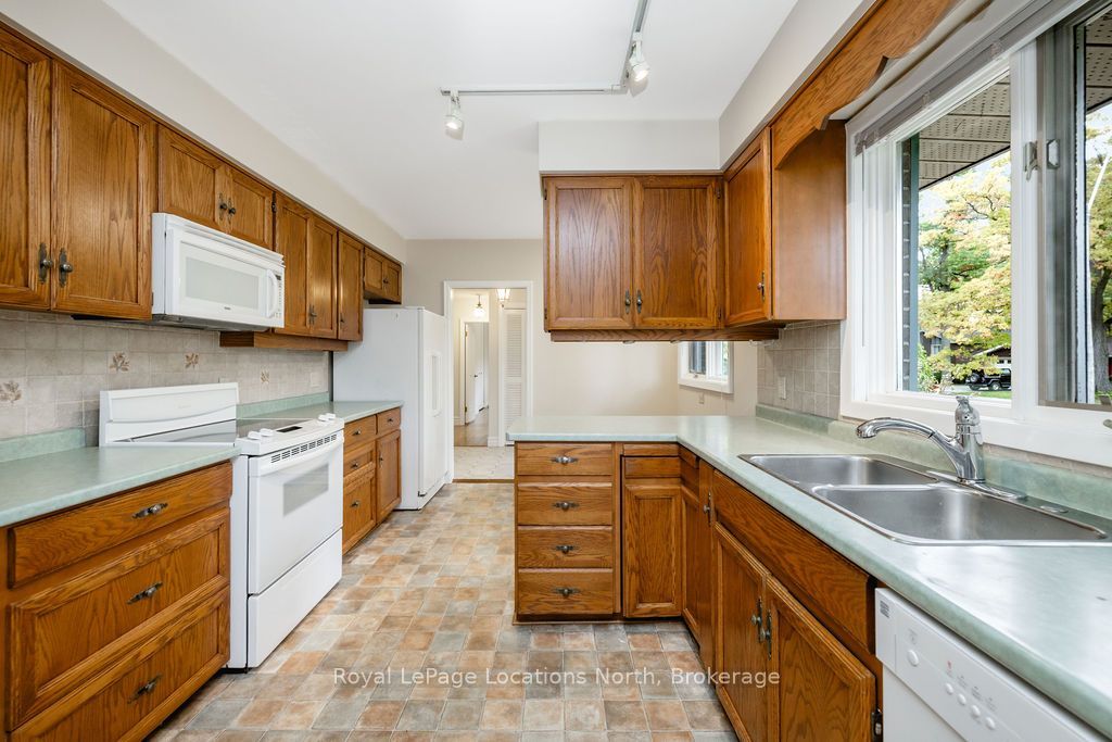 9 Vine Crescent Property Photo 8