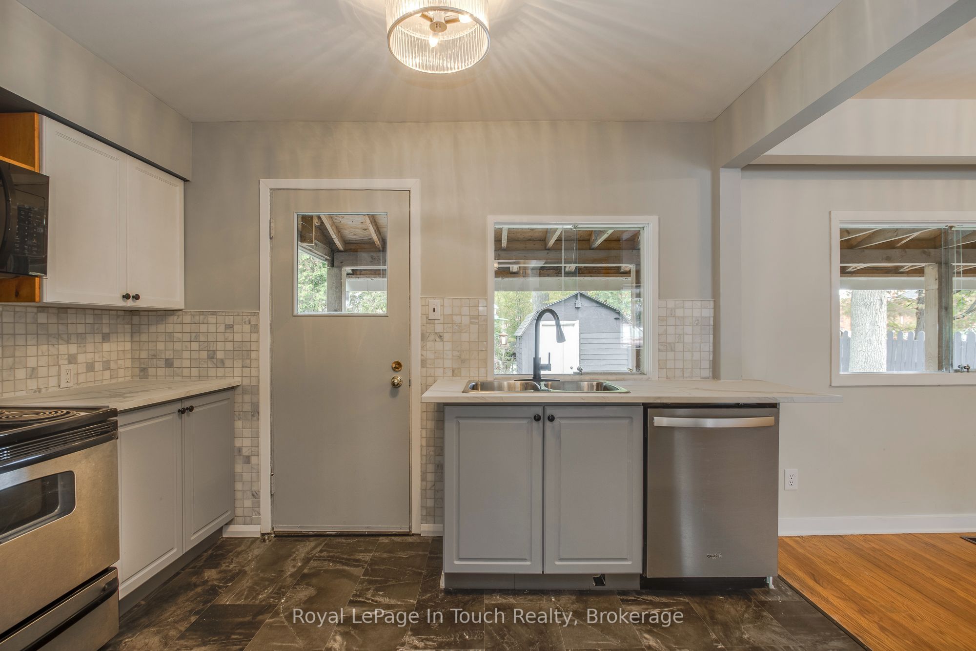 255 Eighth Street Property Photo 8