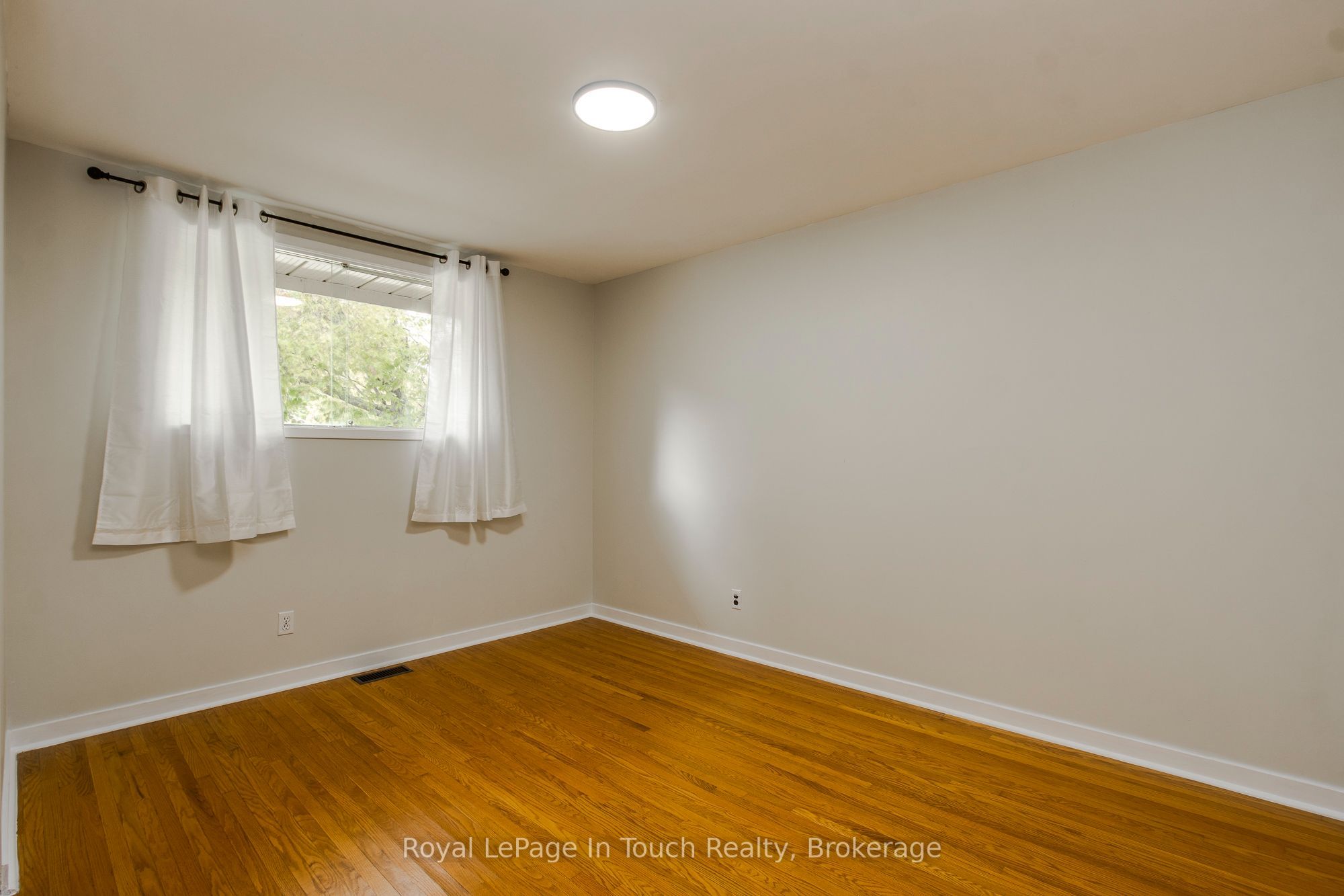 255 Eighth Street Property Photo 11
