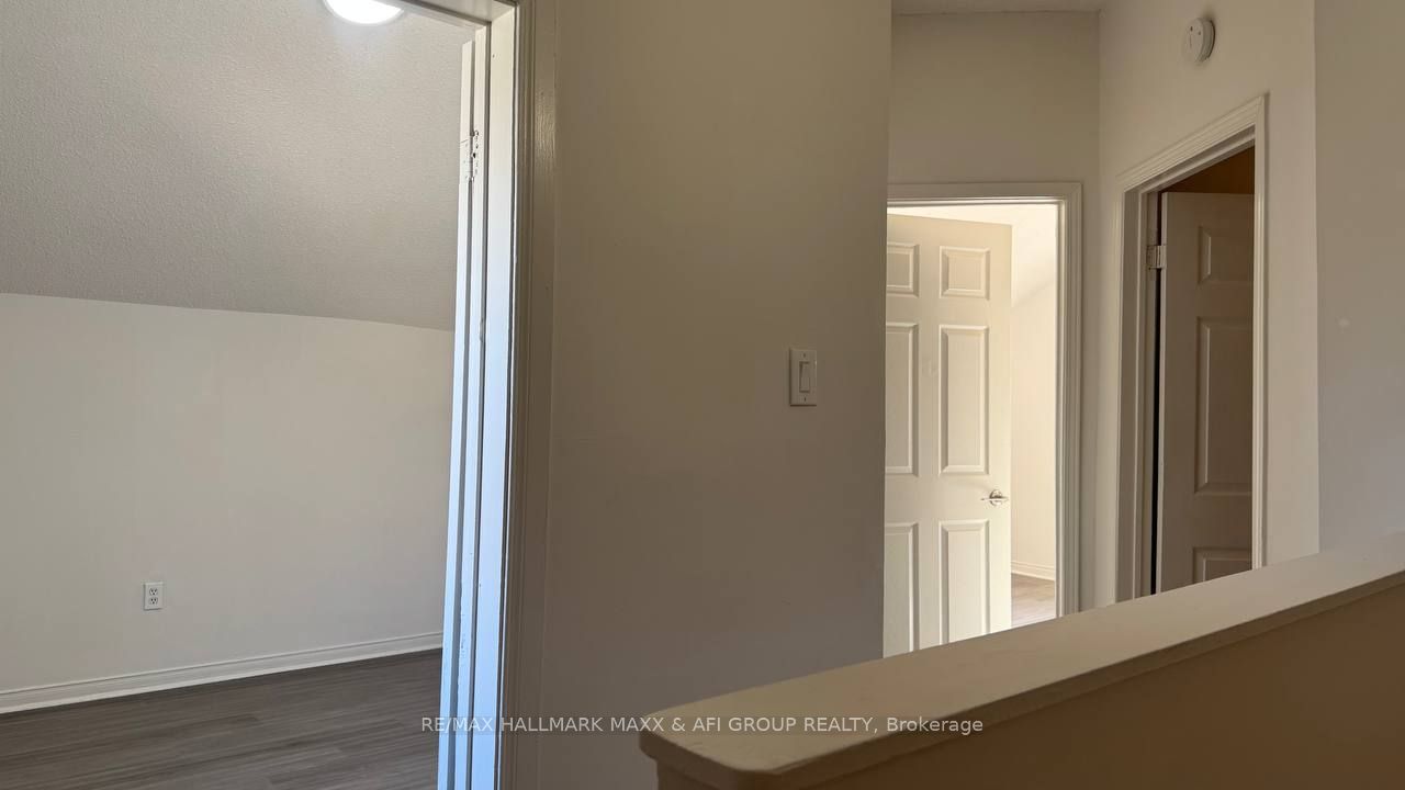 82 Sanford Street Unit E Property Photo 8
