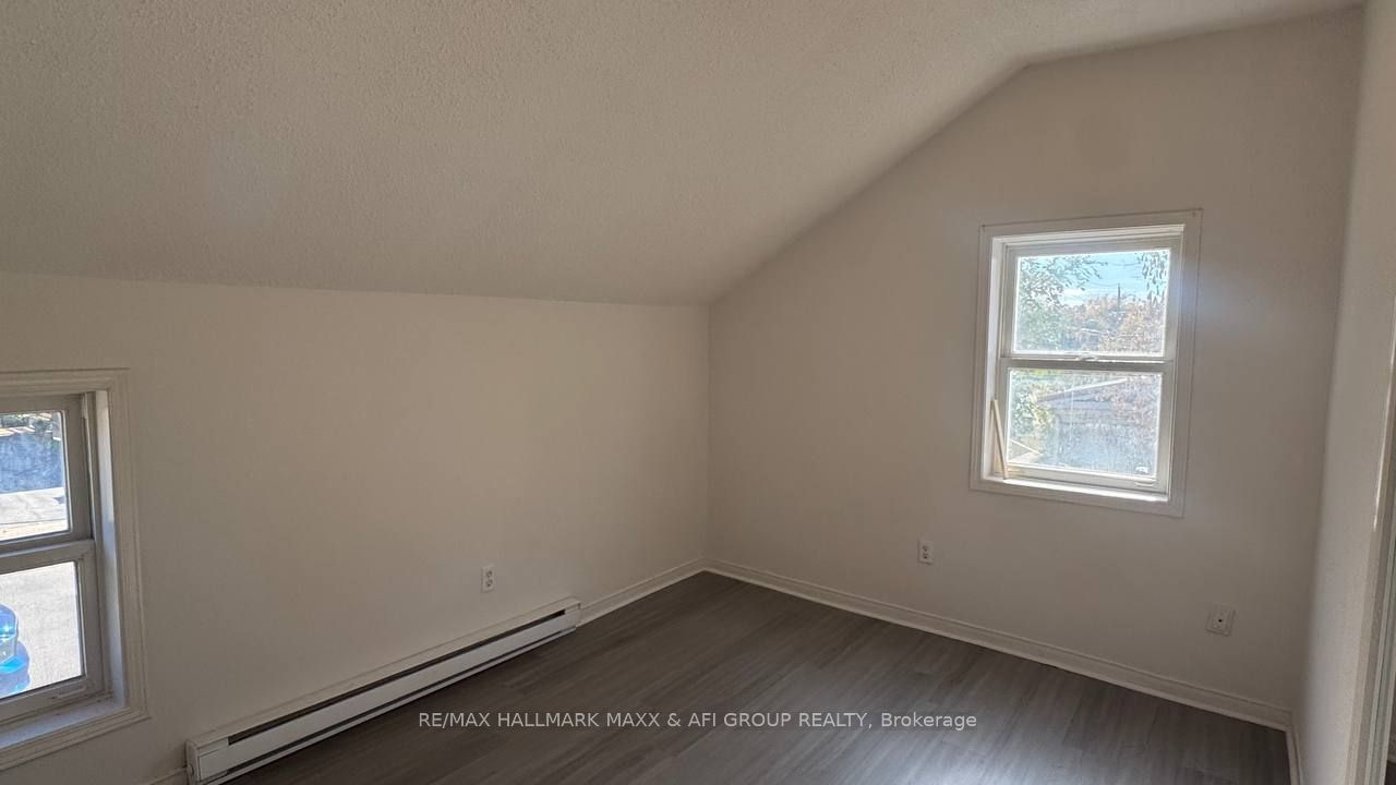 82 Sanford Street Unit E Property Photo 12