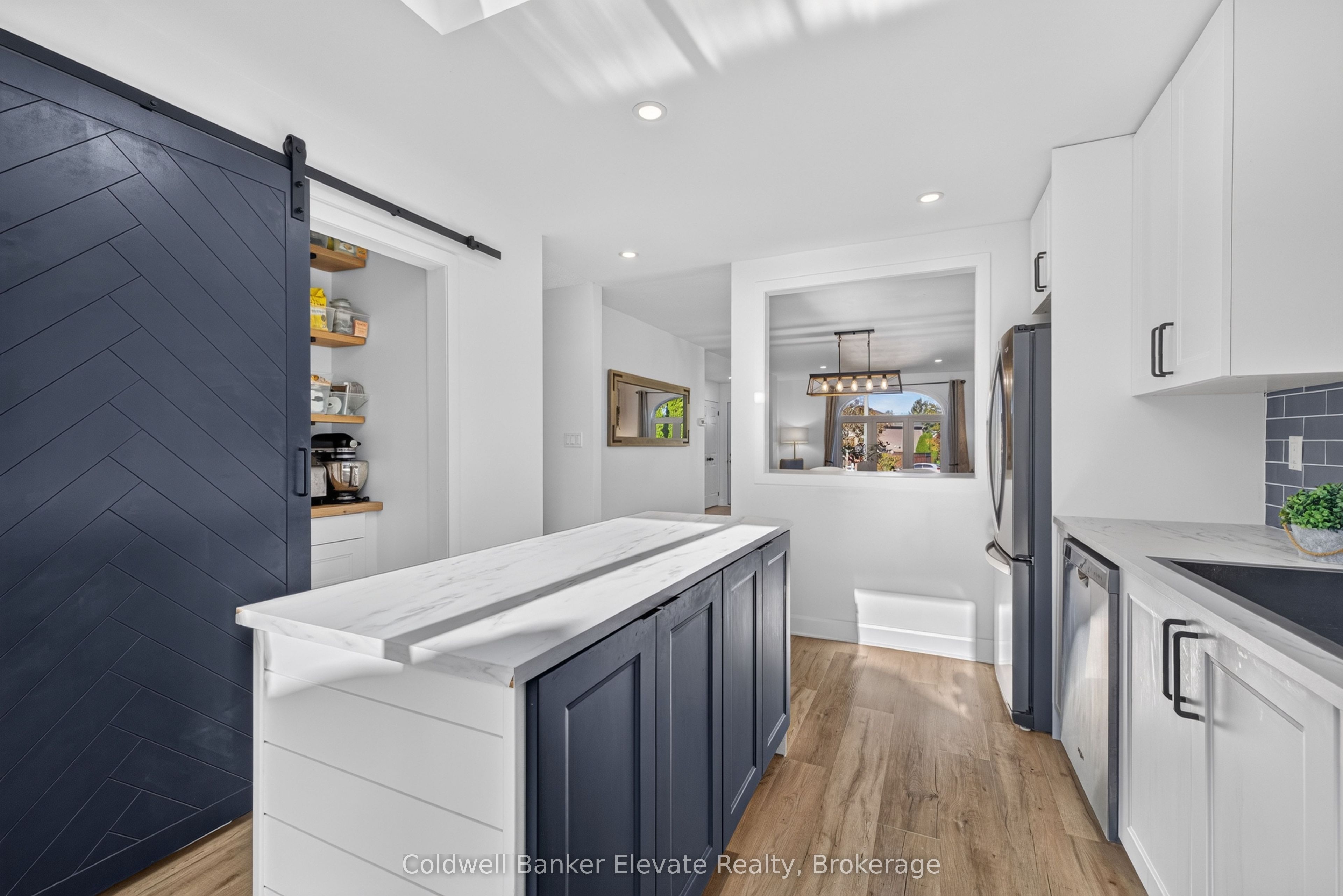 15 Nakiska Court Property Photo 14