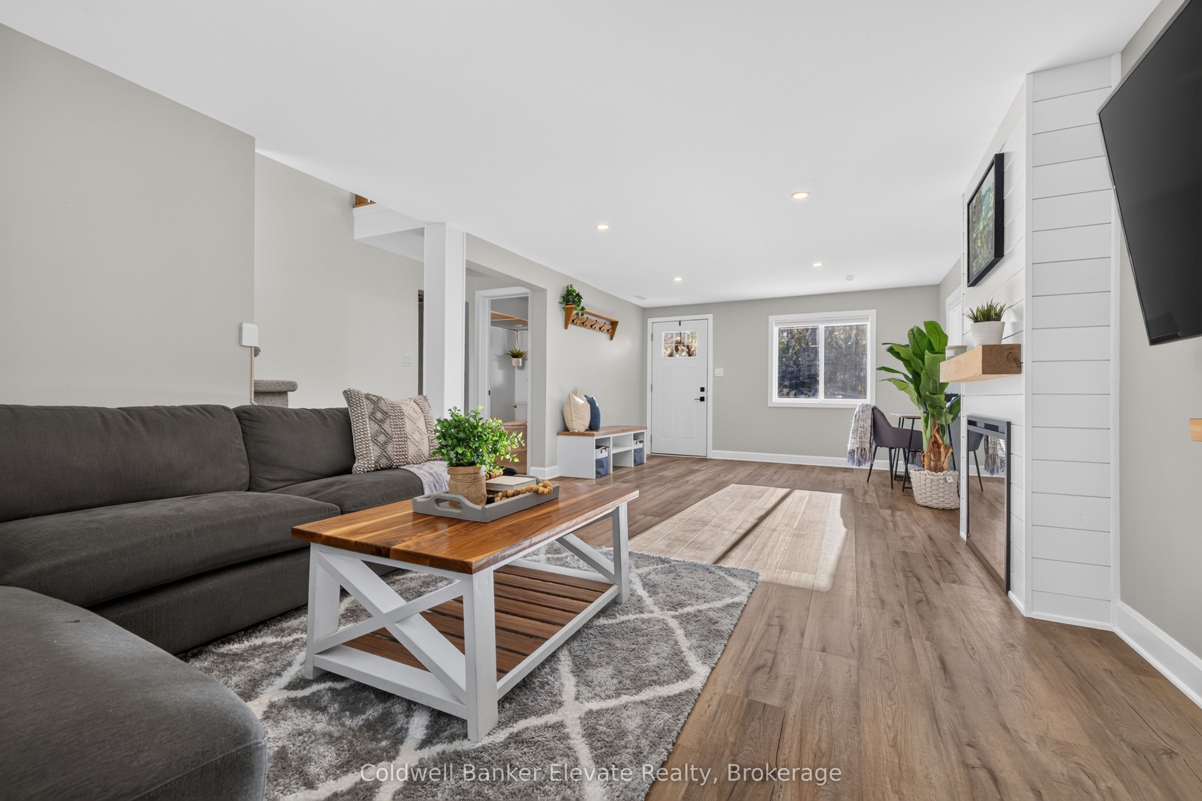 15 Nakiska Court Property Photo 27