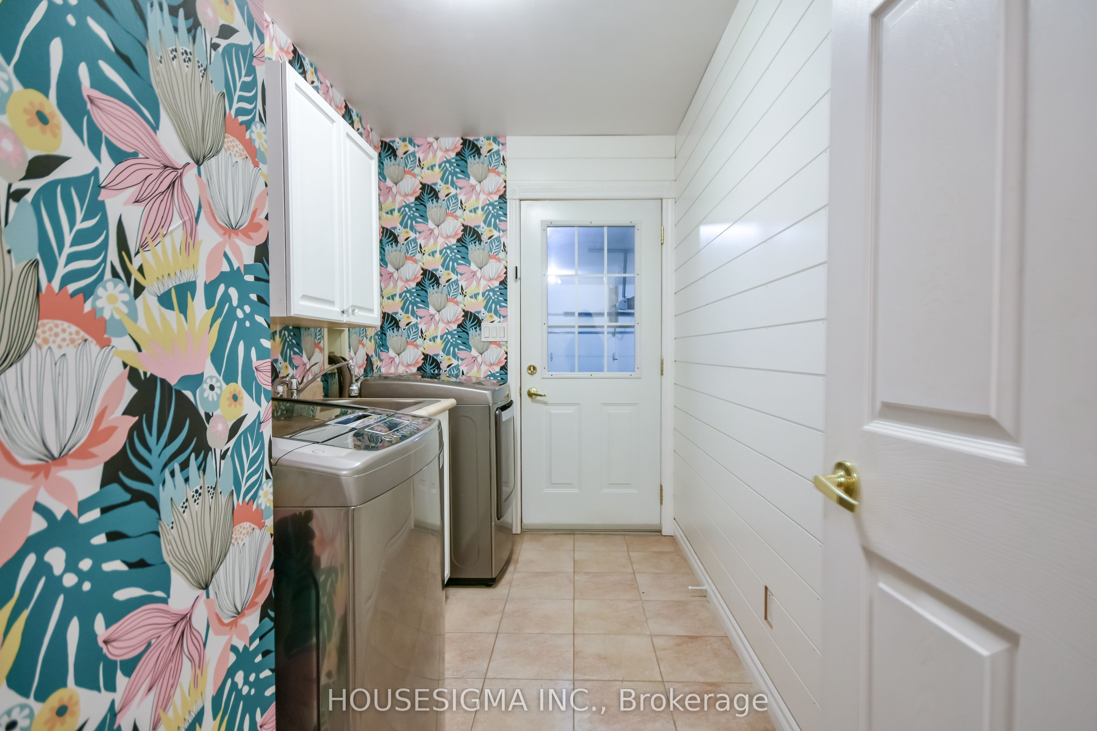 3965 Parkside Drive Property Photo 29