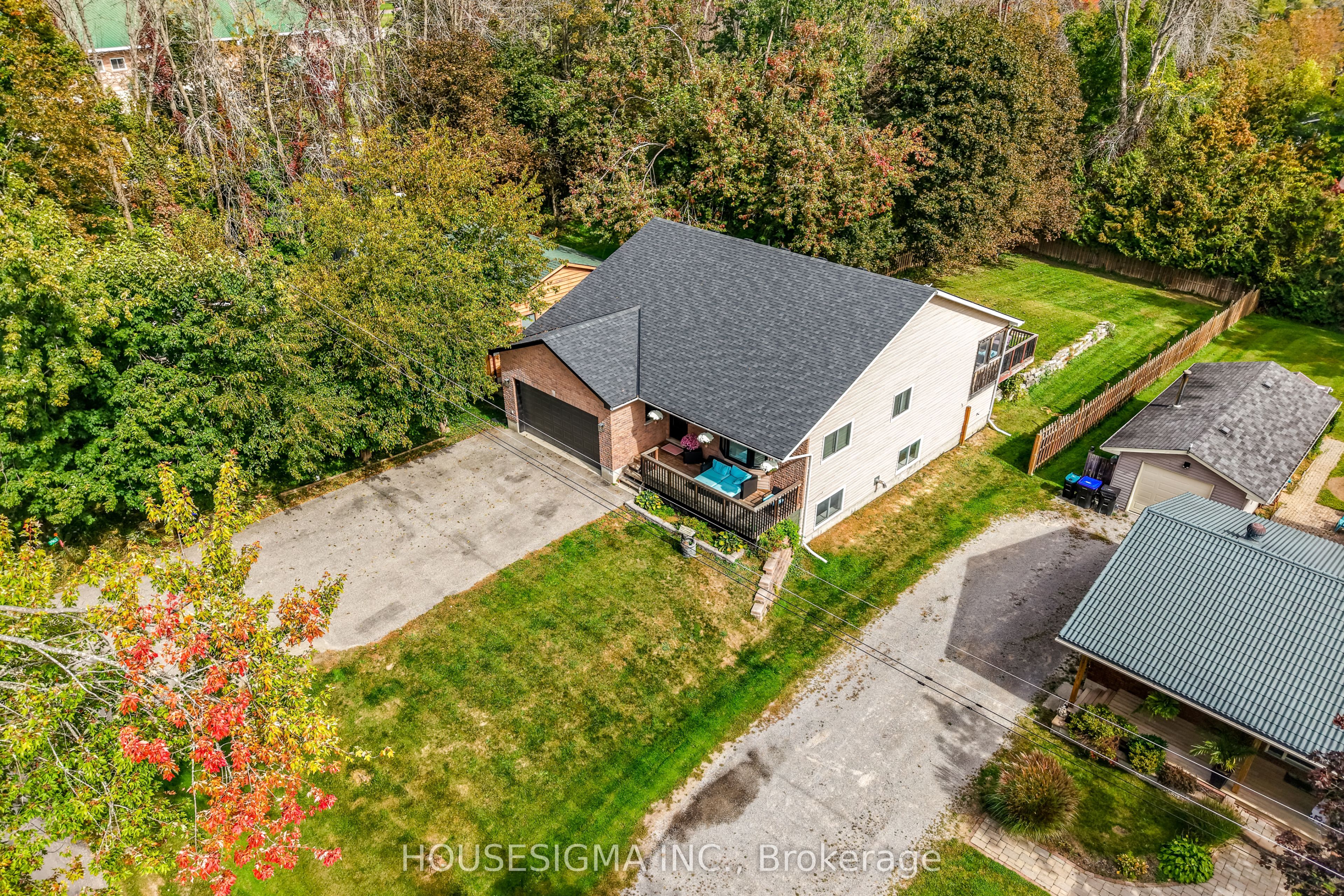 3965 Parkside Drive Property Photo 44