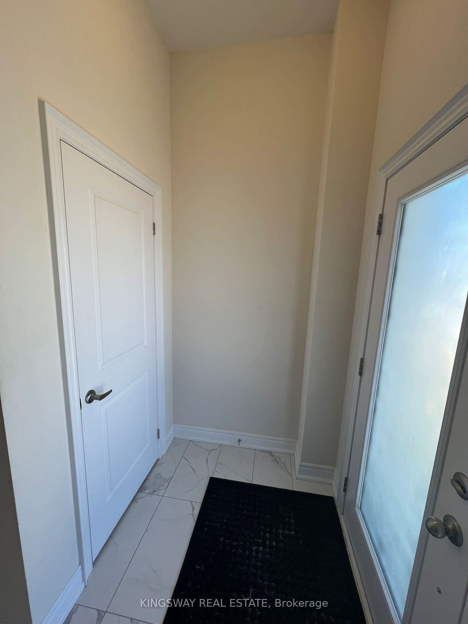 255 Atkinson Street Property Photo 4