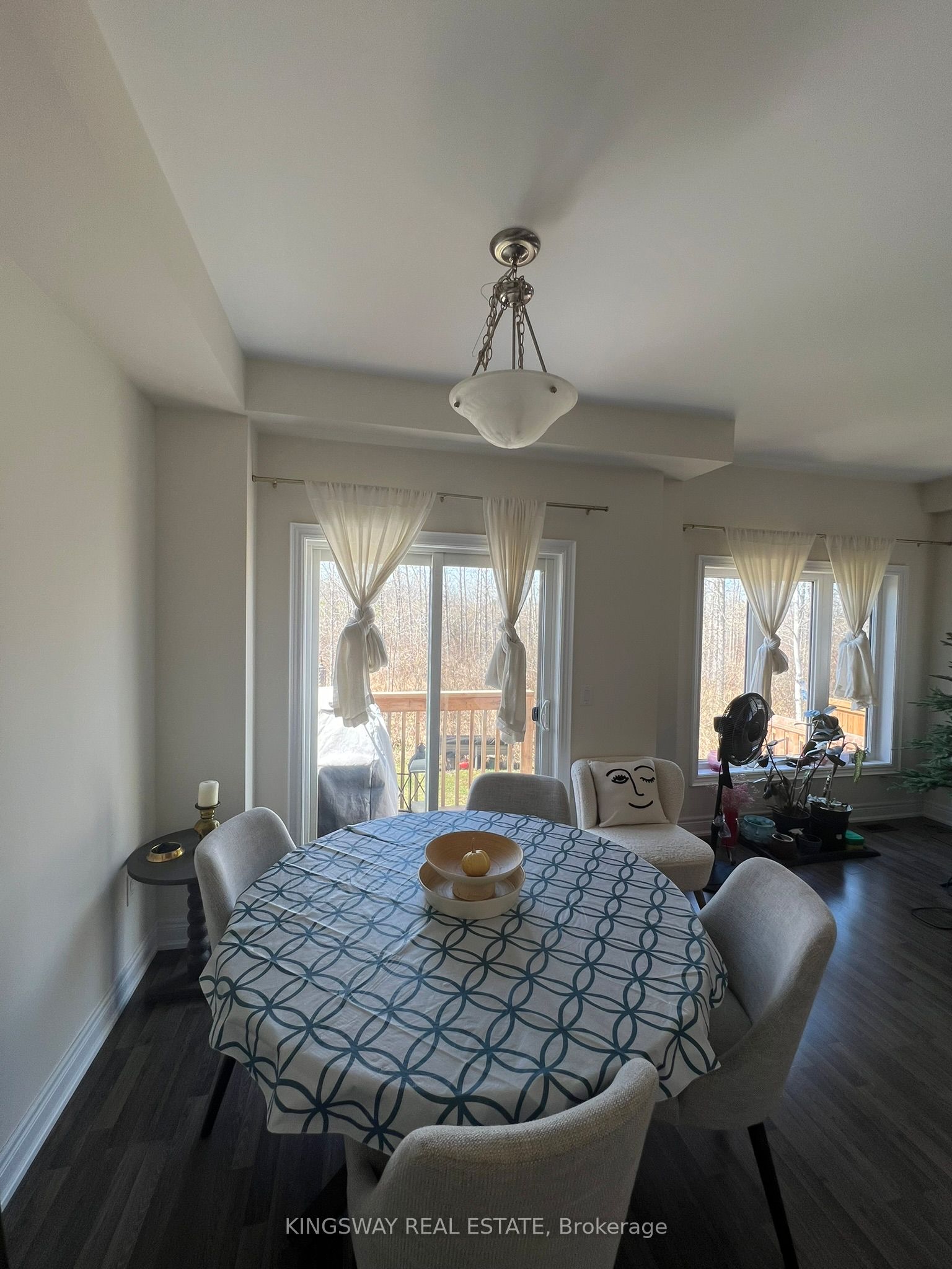 255 Atkinson Street Property Photo 11