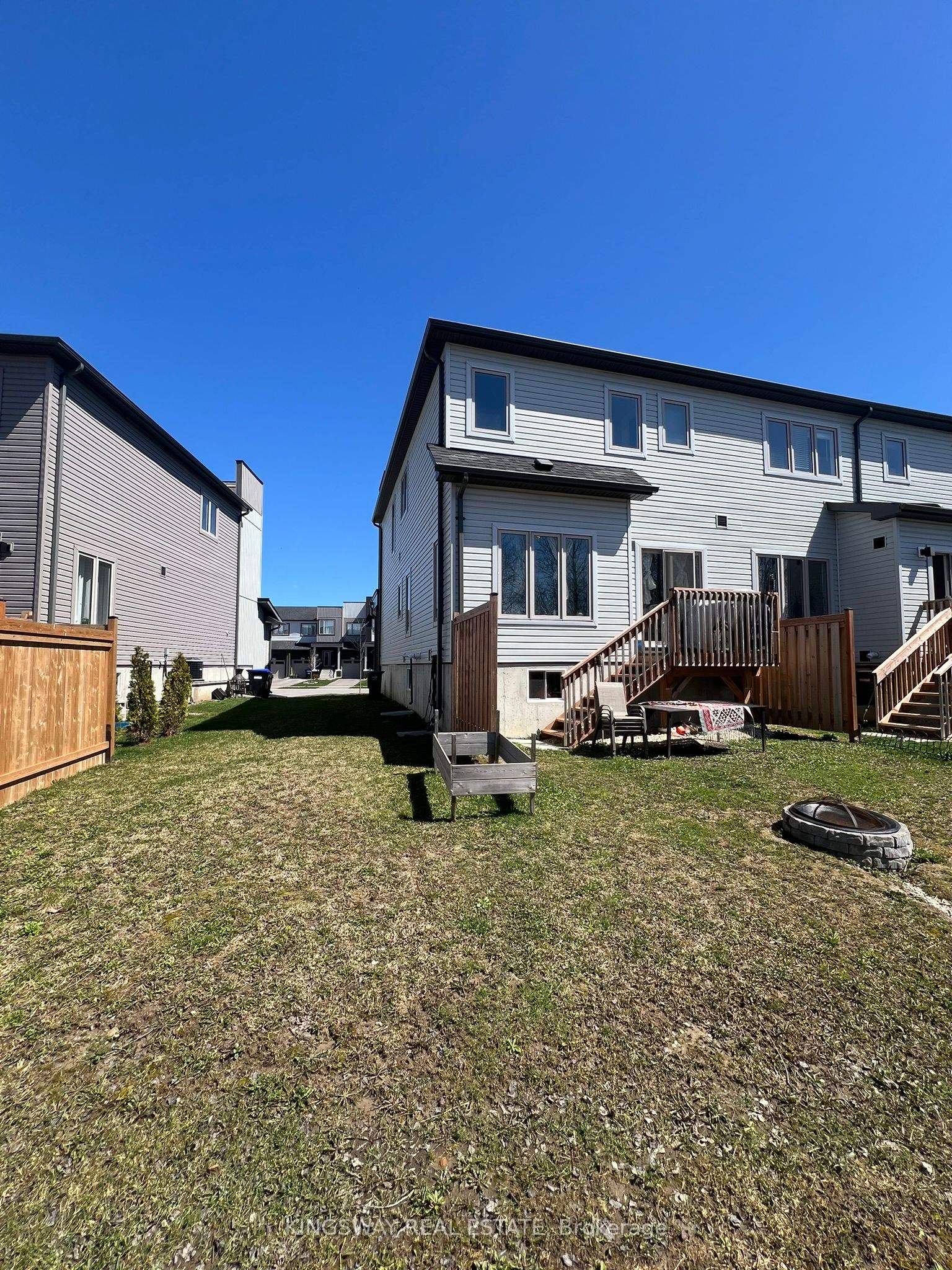 255 Atkinson Street Property Photo 33