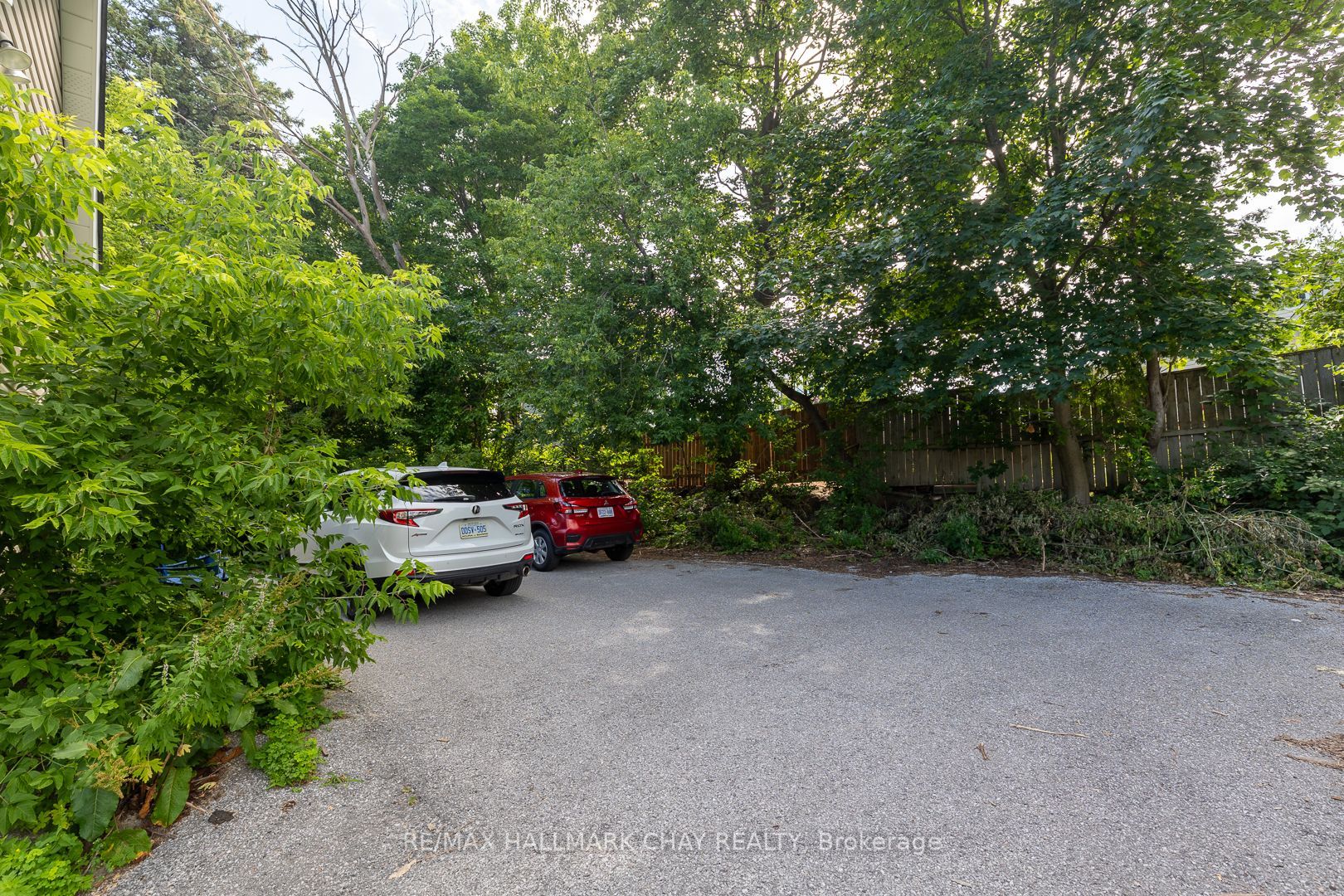 9 Penetang Street Property Photo 13