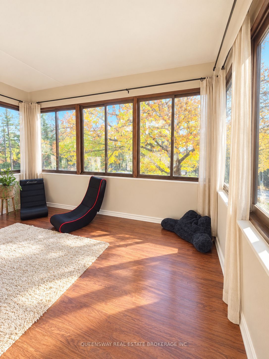 63 Ward Avenue Property Photo 15