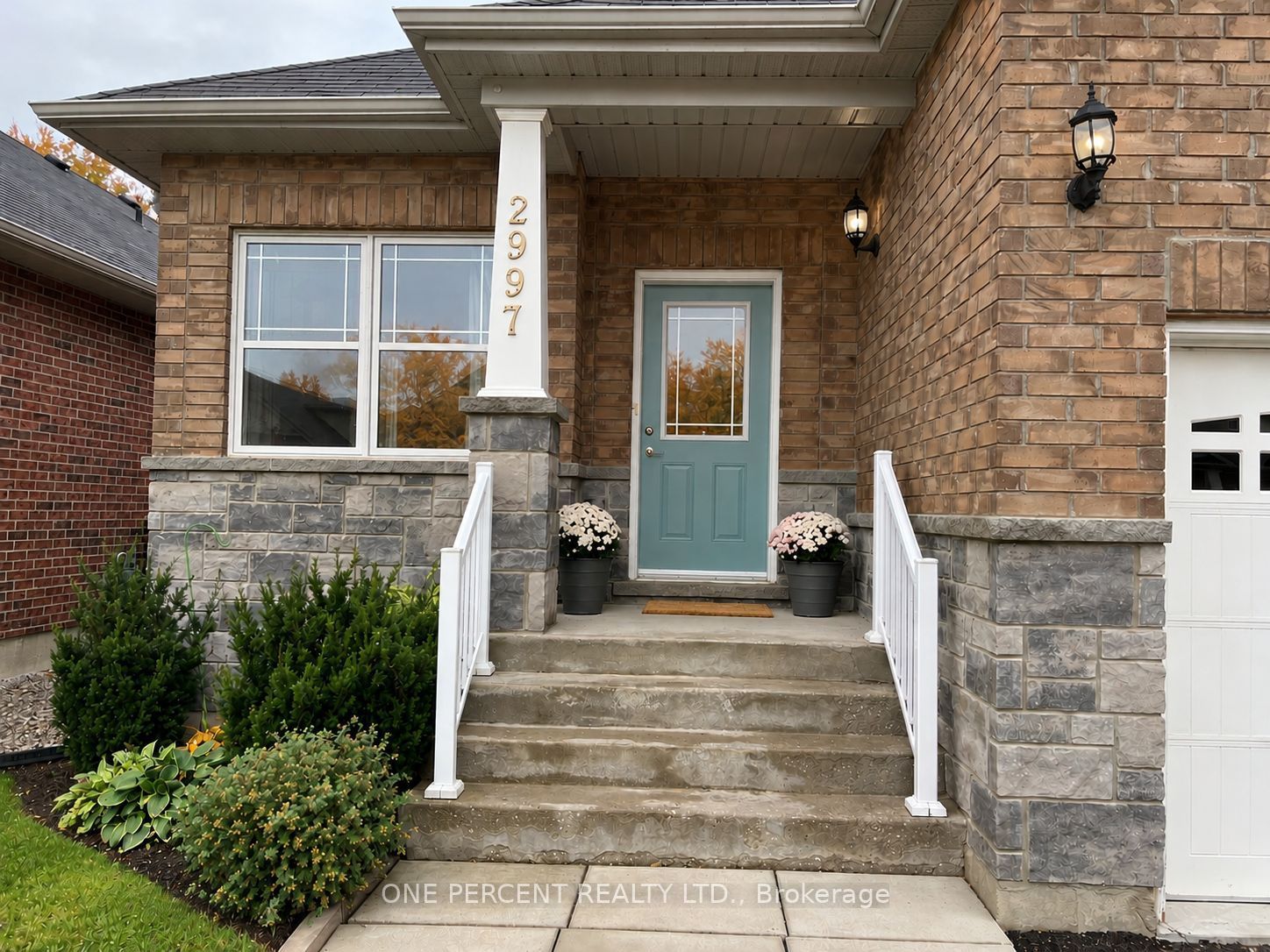 2997 Stone Ridge Boulevard Property Photo 4