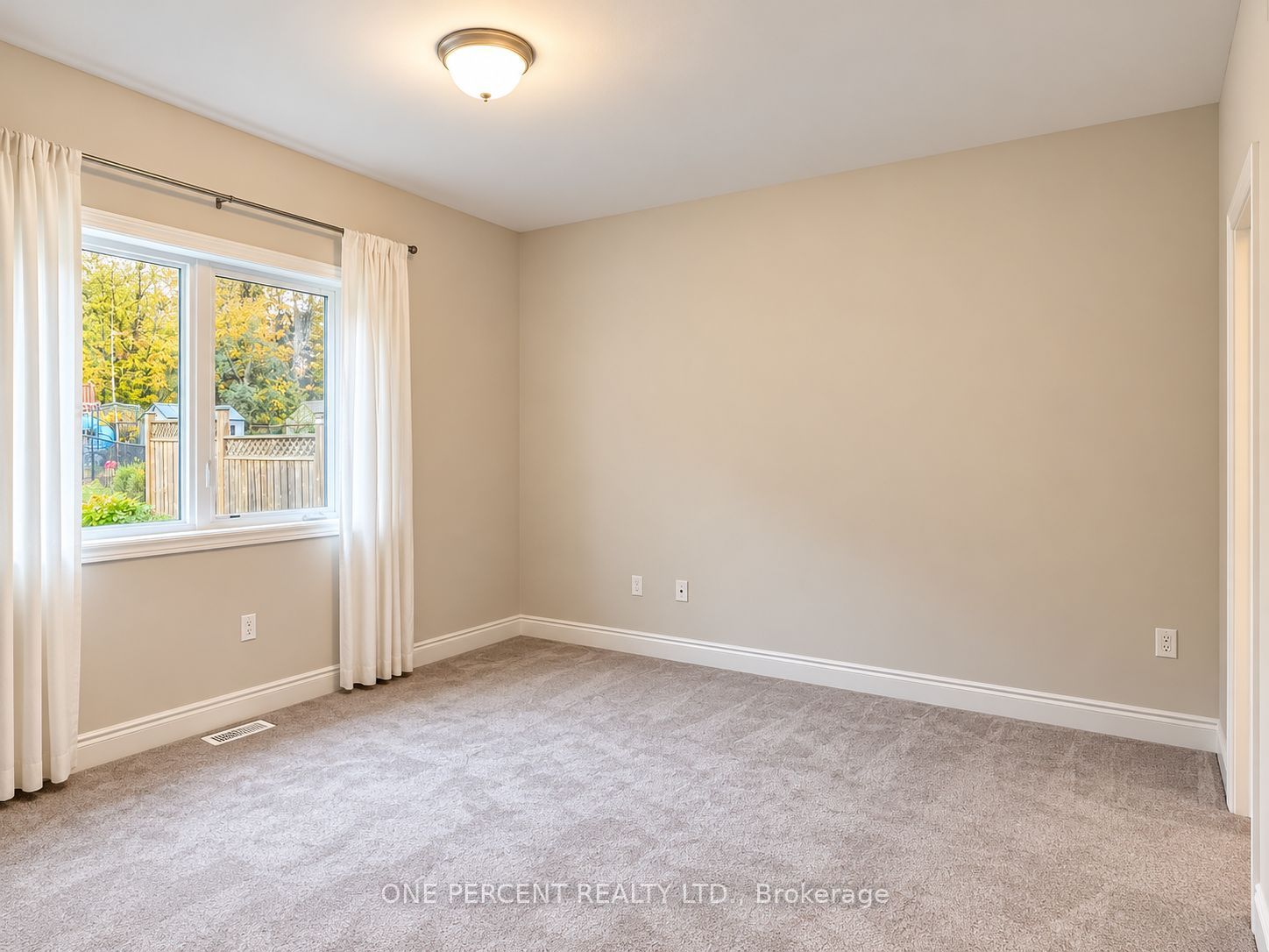 2997 Stone Ridge Boulevard Property Photo 16