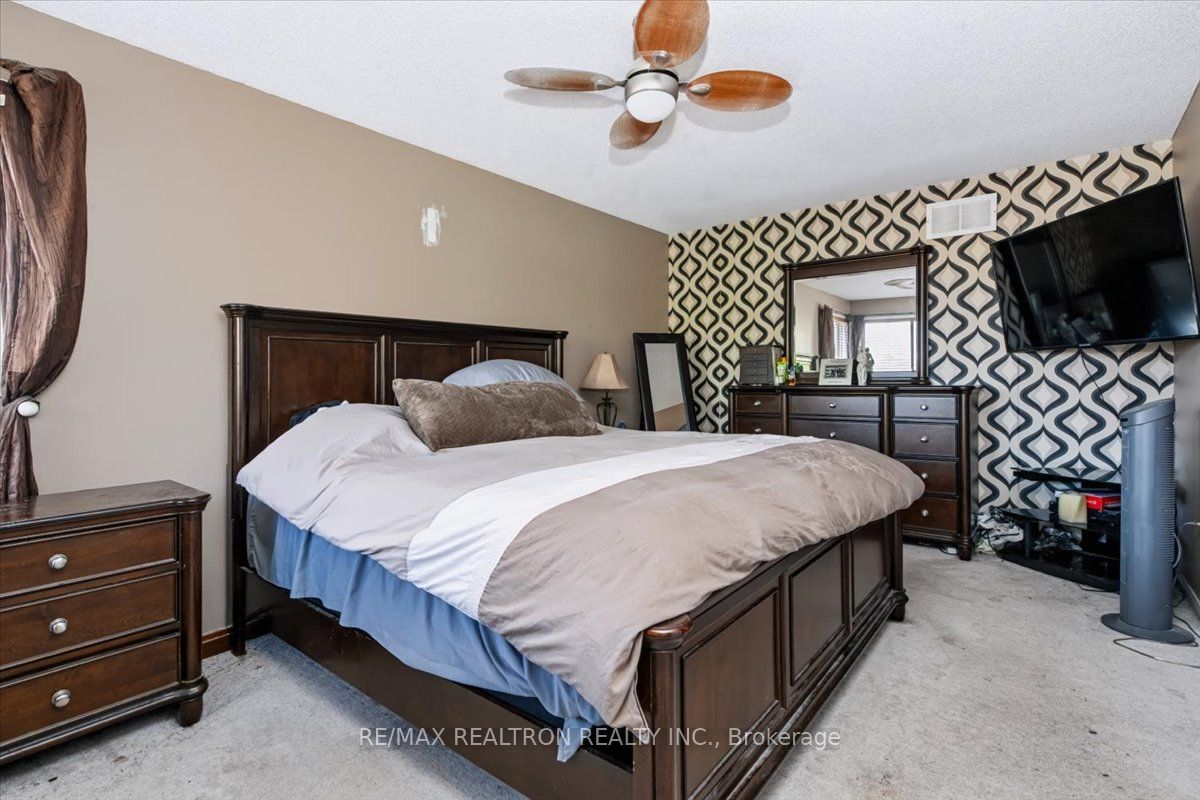 5 Widgeon Street Property Photo 15