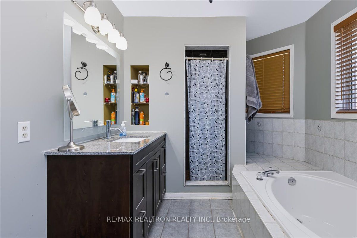 5 Widgeon Street Property Photo 18