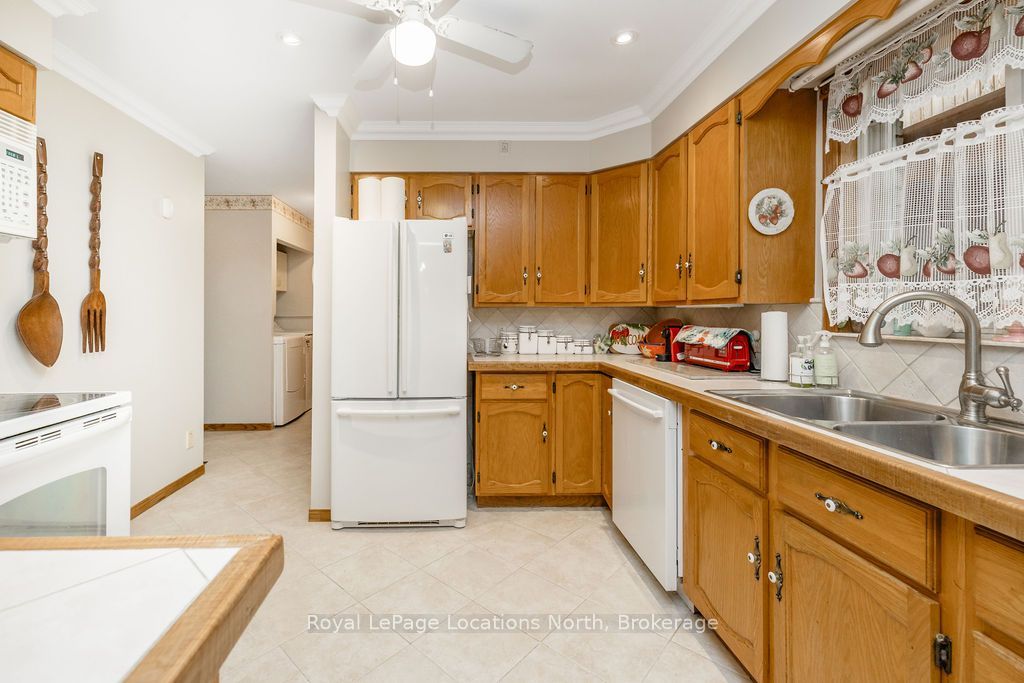 1000 Lawson Road Property Photo 10