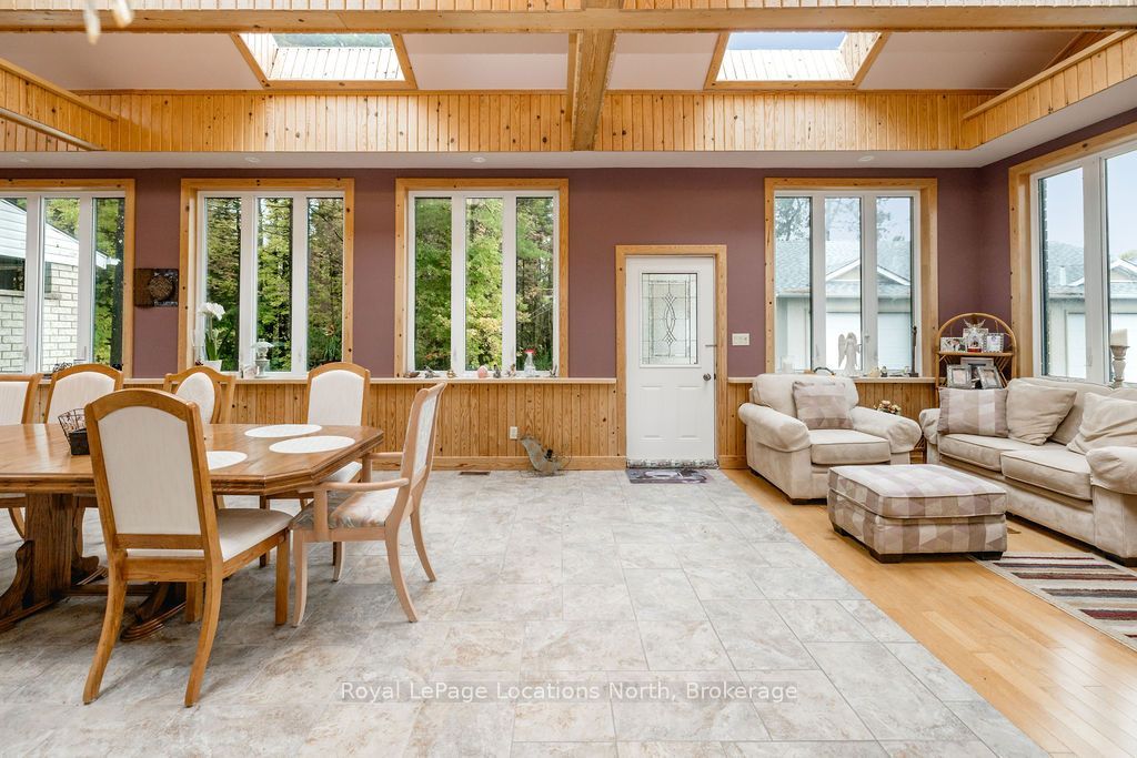 1000 Lawson Road Property Photo 14