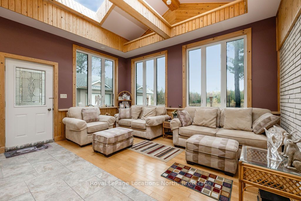 1000 Lawson Road Property Photo 15