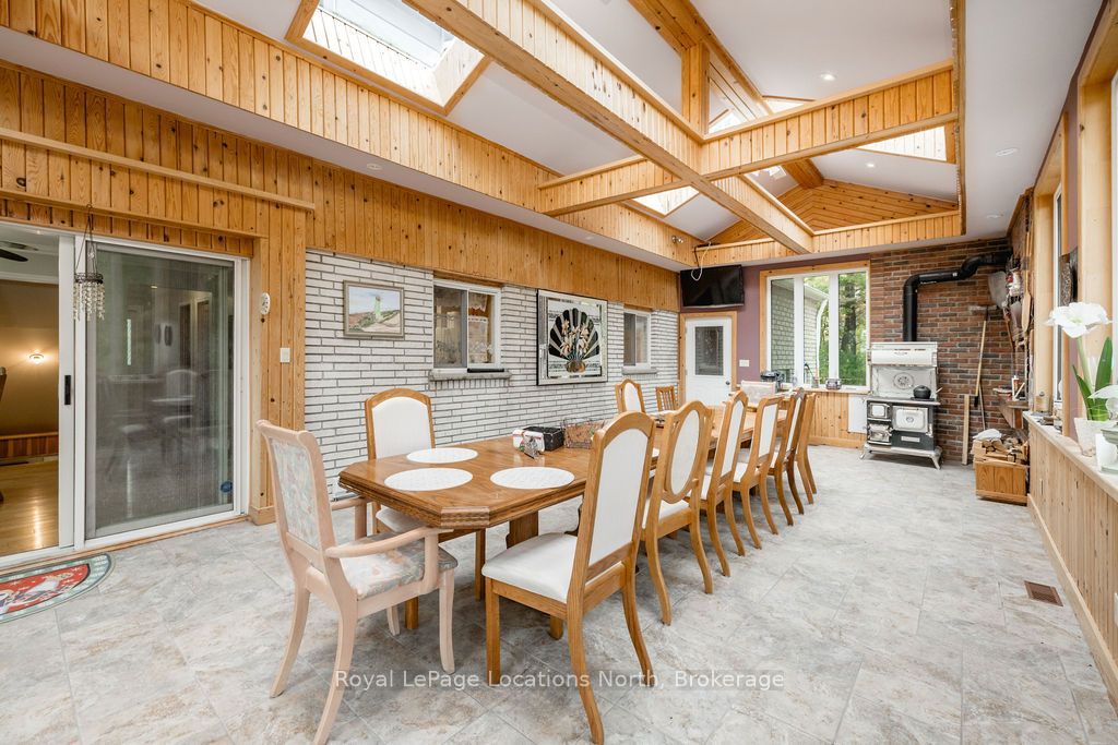 1000 Lawson Road Property Photo 18