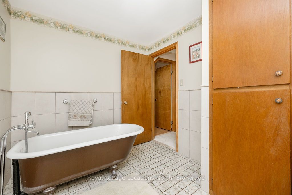 1000 Lawson Road Property Photo 29