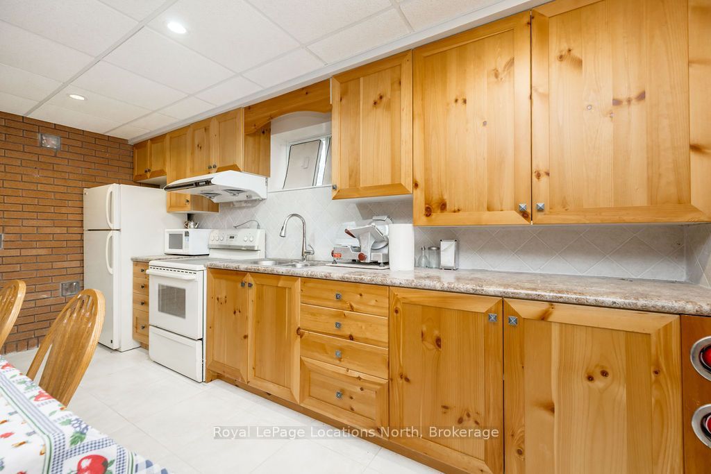 1000 Lawson Road Property Photo 33