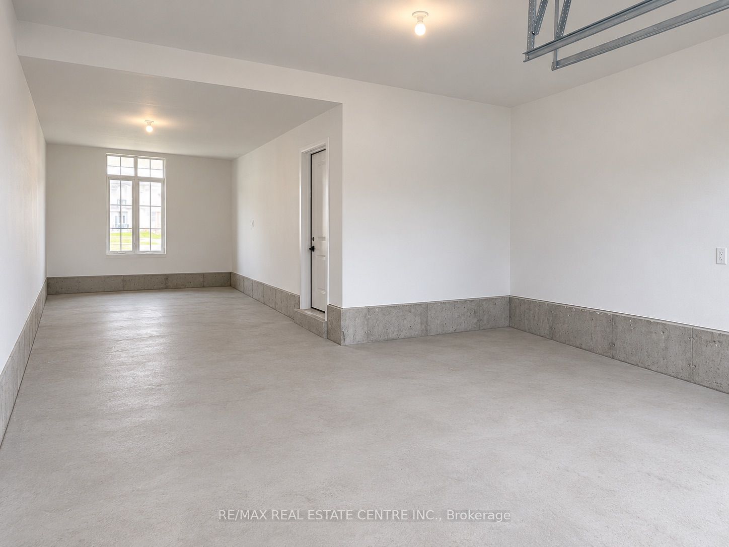 13 Vinnicombe Drive Property Photo 27
