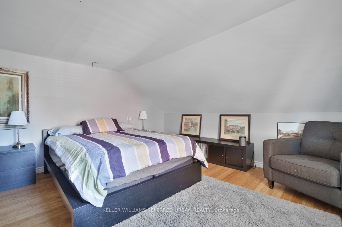 558 Elizabeth Street Property Photo 20