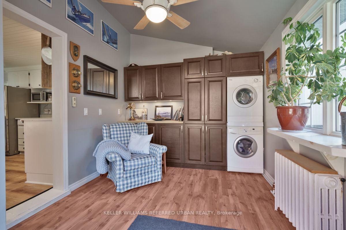 558 Elizabeth Street Property Photo 23