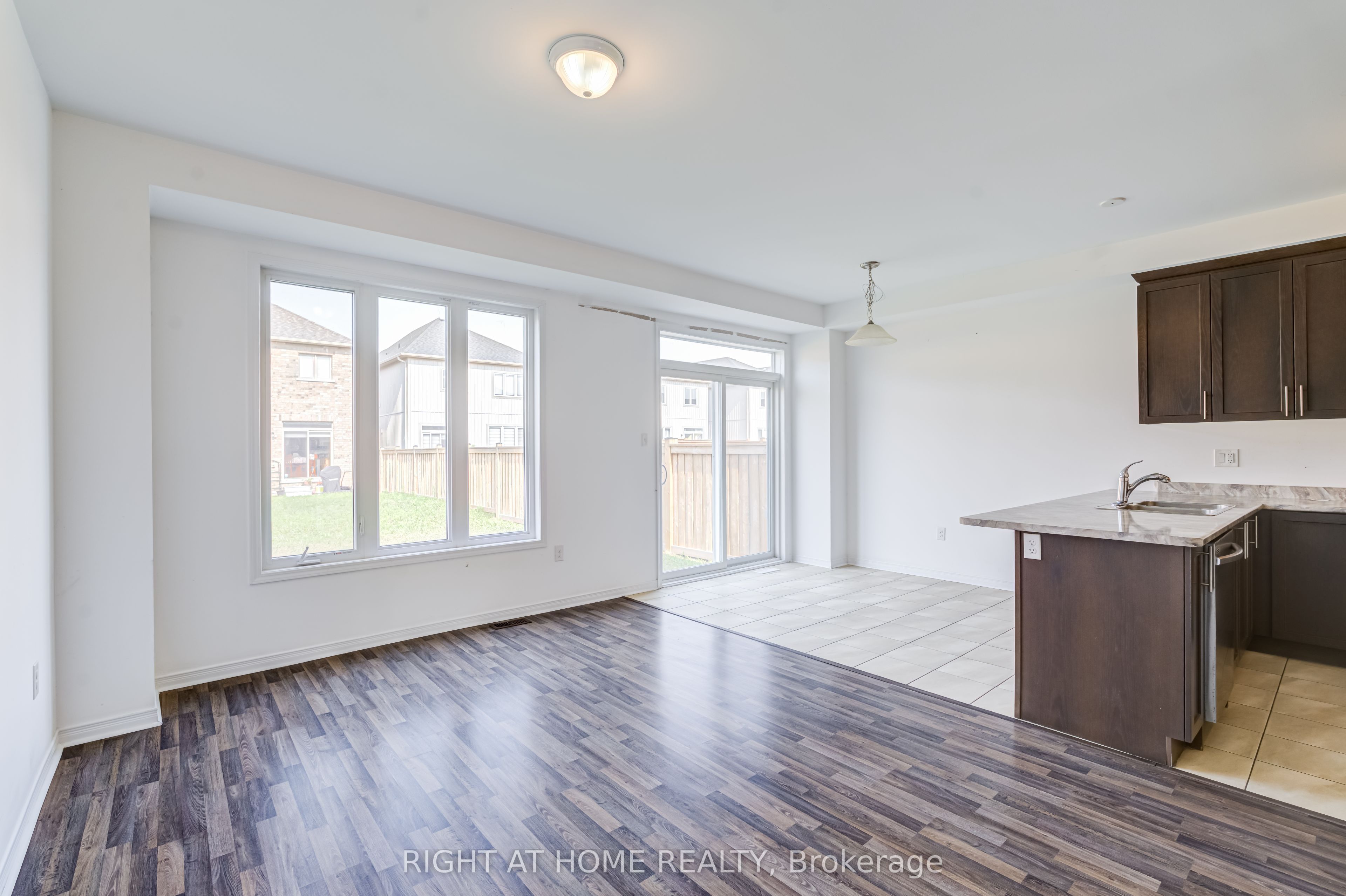 9 Bailey Street Property Photo 23