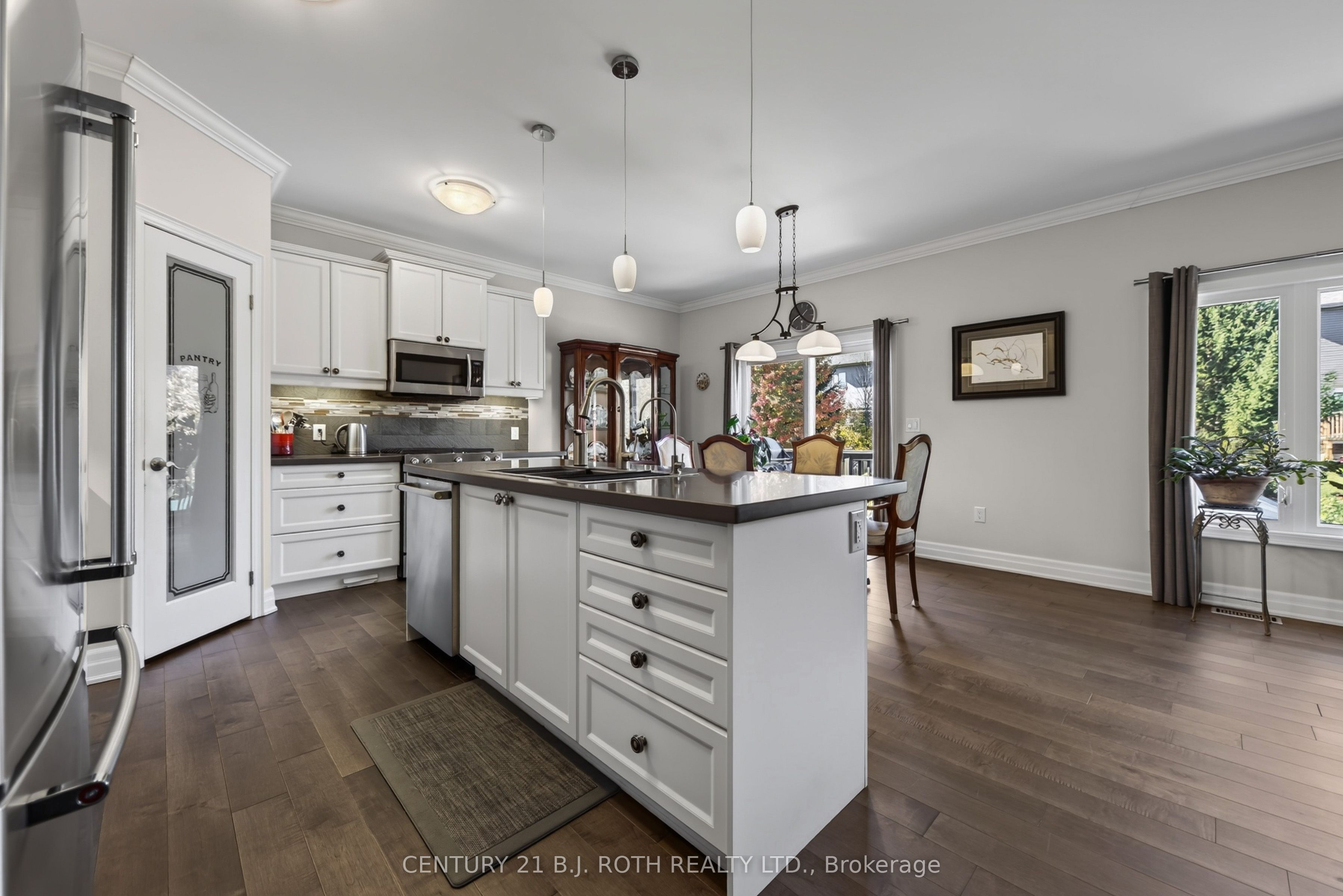 3814 Wood Avenue Property Photo 6