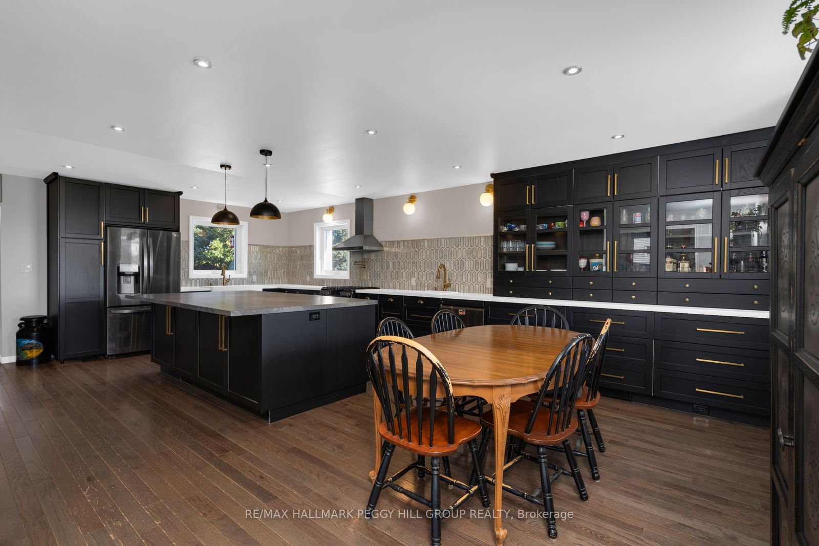 312 Lafontaine Road W Property Photo 6