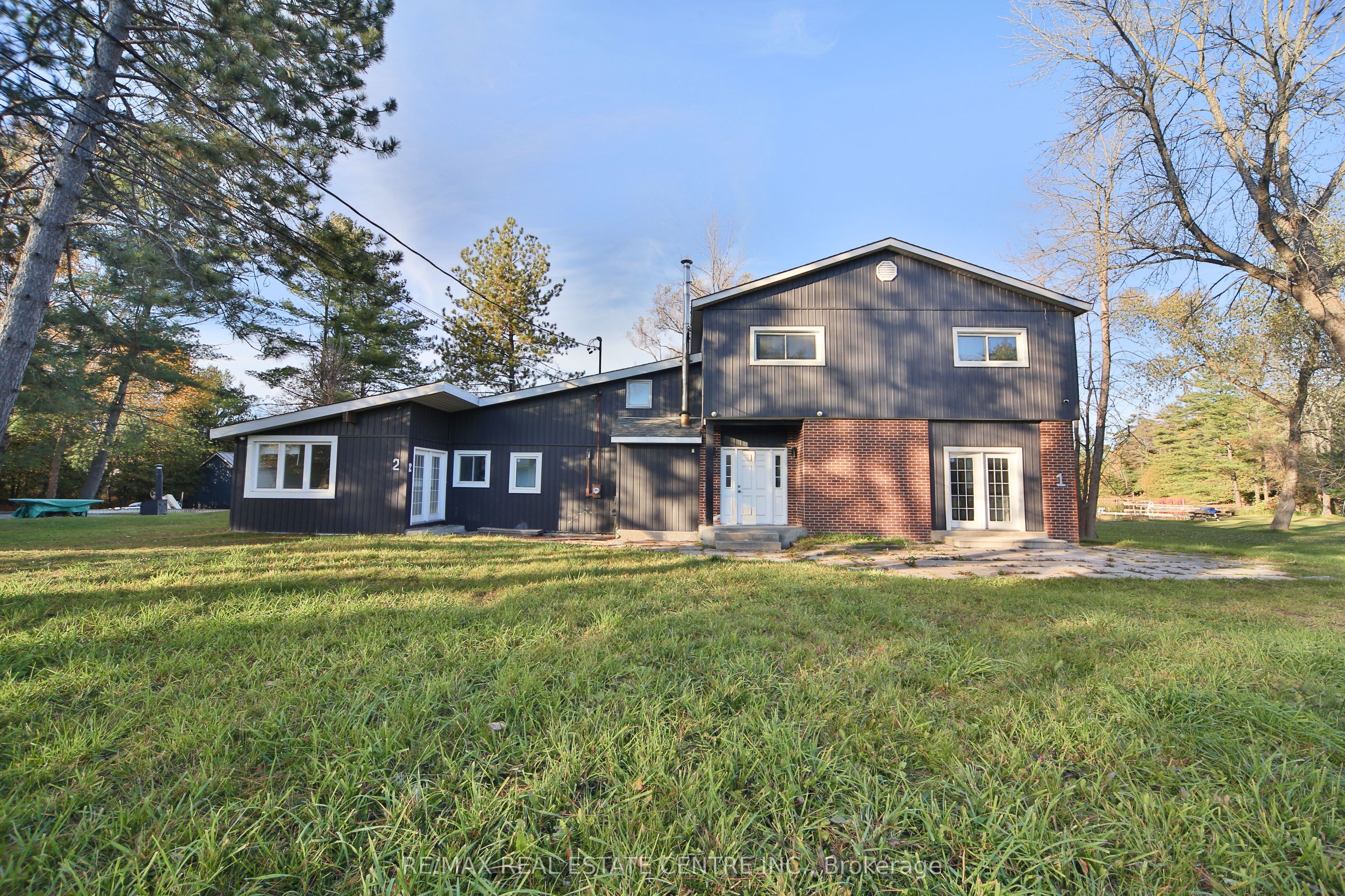 7779 Somerset Drive Property Photo 1