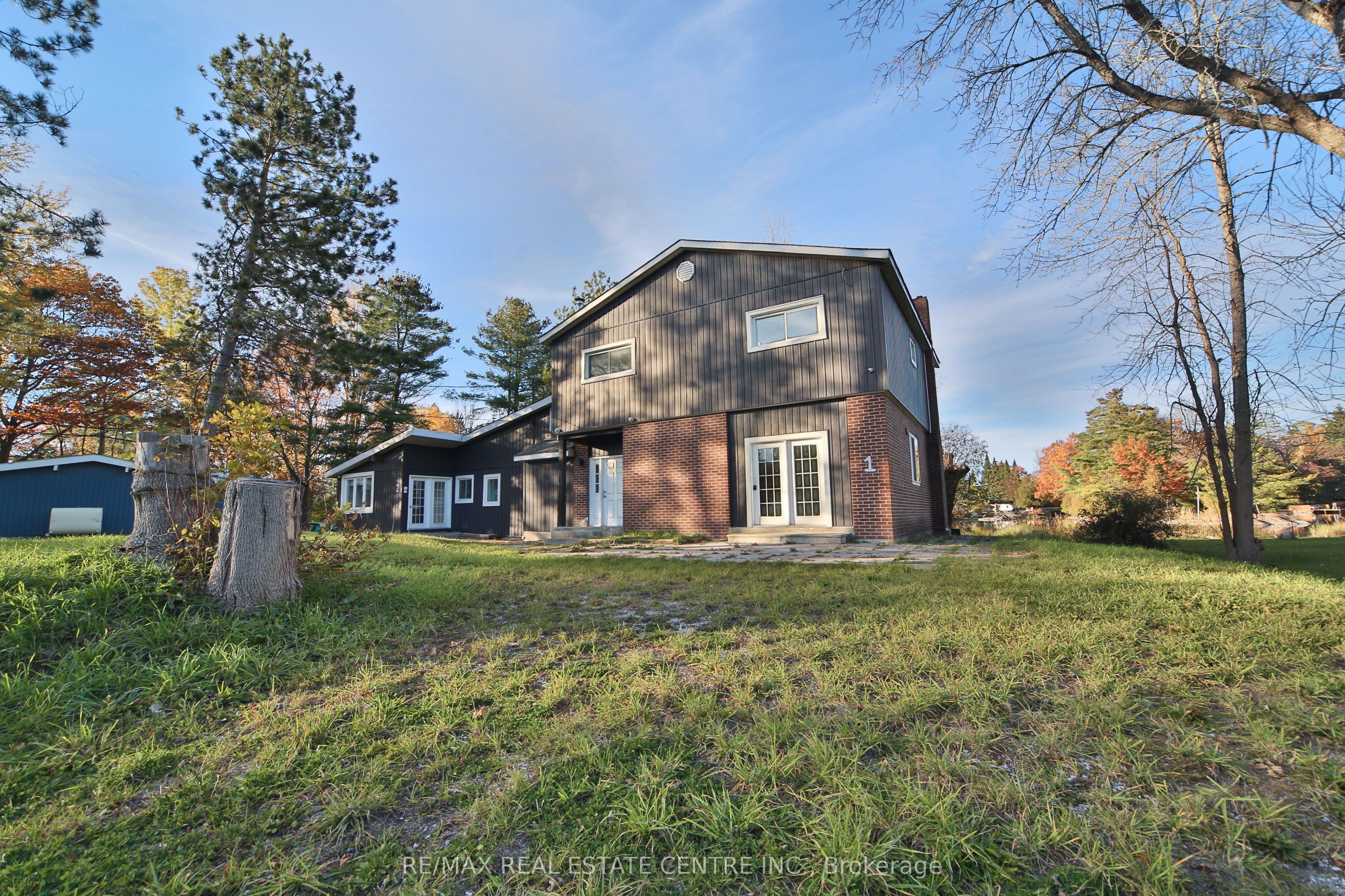 7779 Somerset Drive Property Photo 3