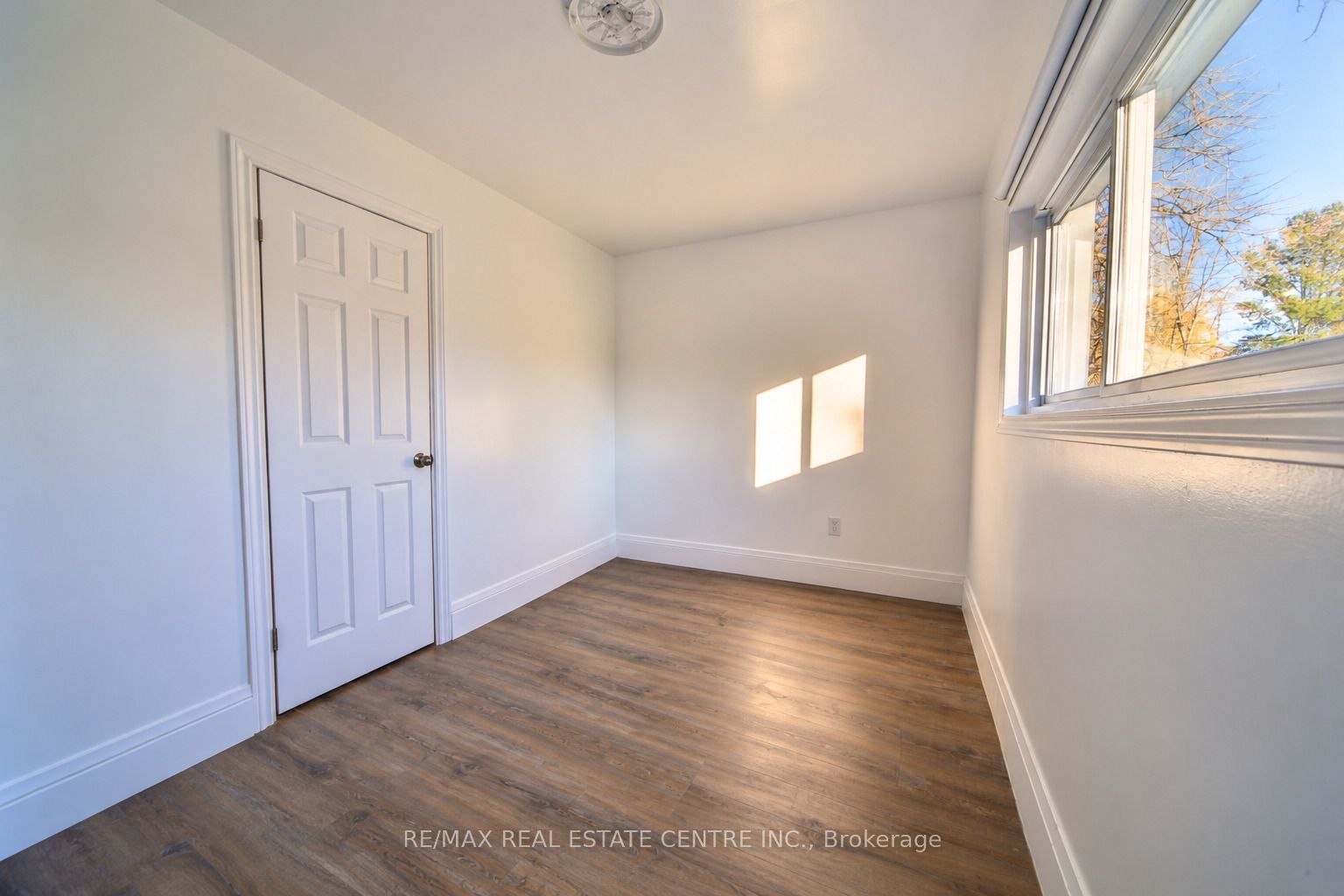 7779 Somerset Drive Property Photo 24