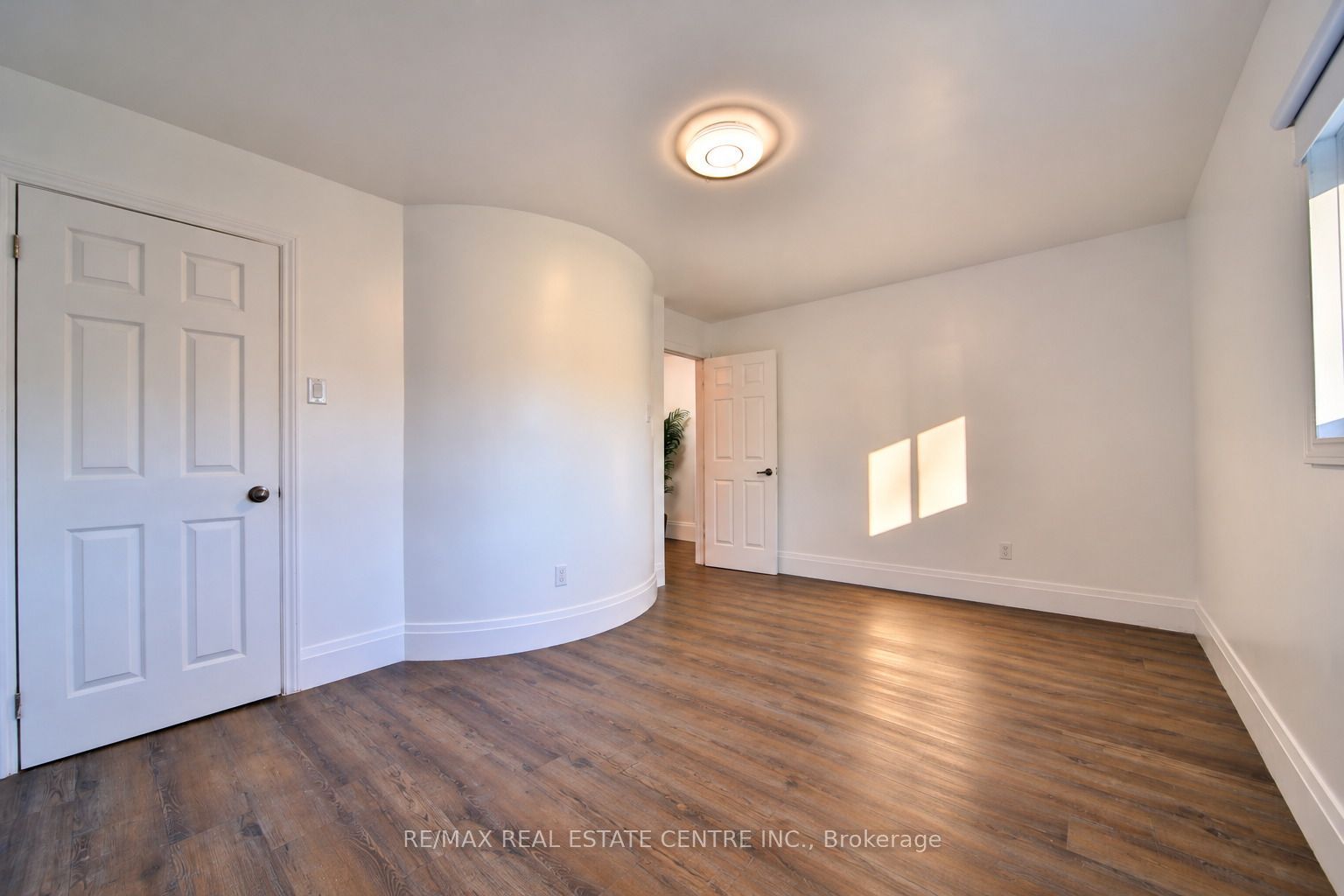 7779 Somerset Drive Property Photo 27