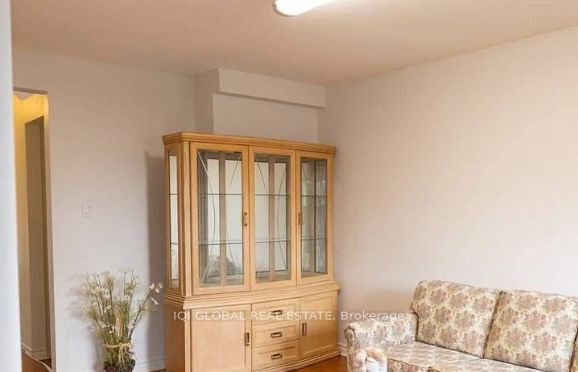 96 Kozlov Street Property Photo 8