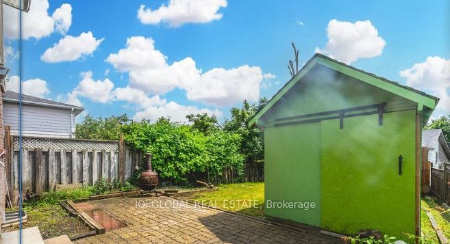 96 Kozlov Street Property Photo 11