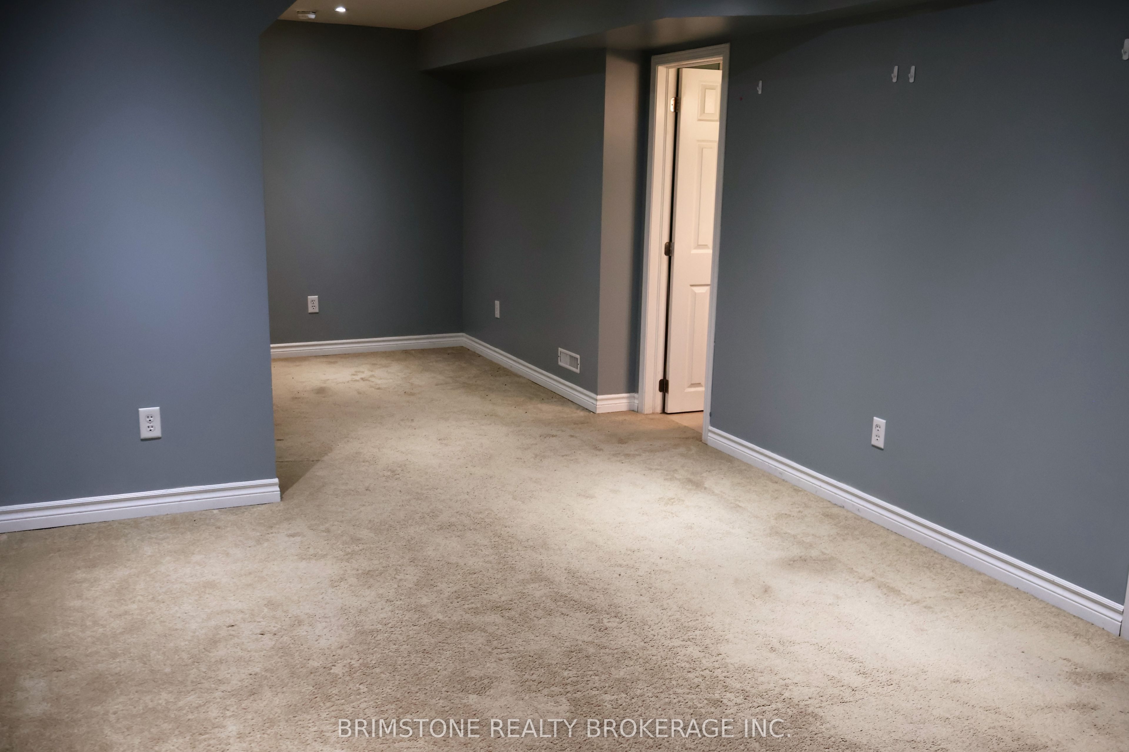 204 Pickett Crescent Property Photo 13