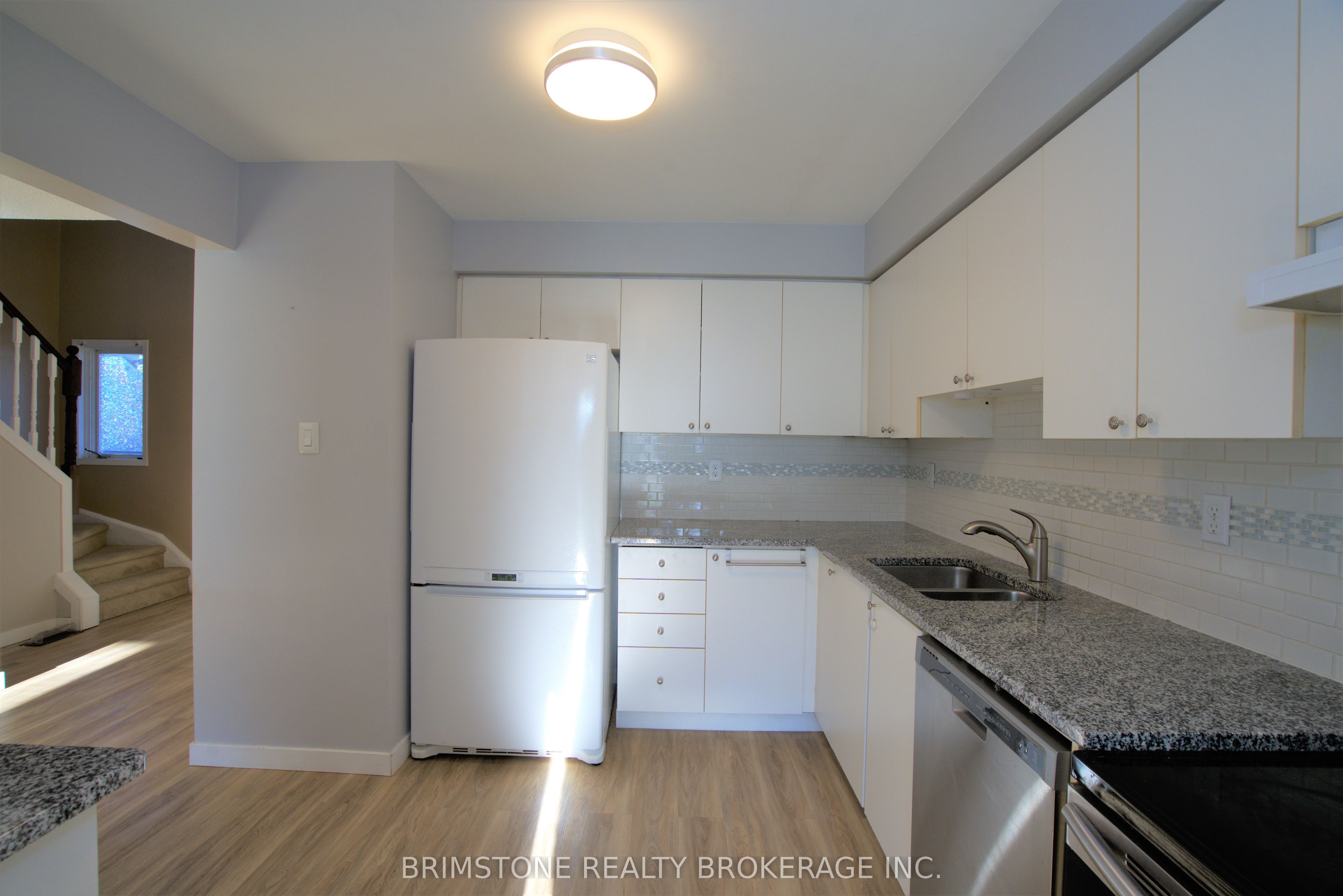 204 Pickett Crescent Property Photo 30