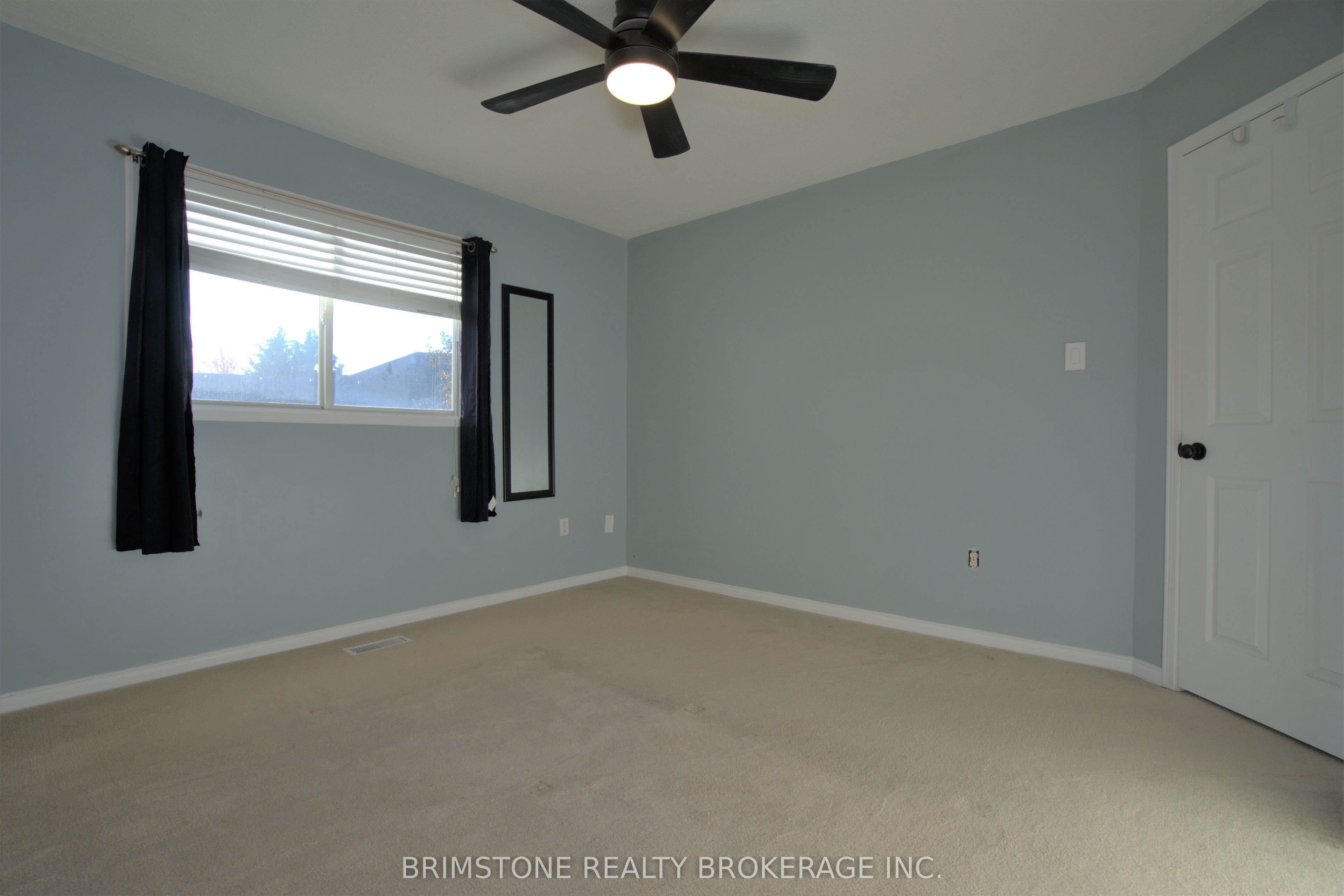 204 Pickett Crescent Property Photo 34